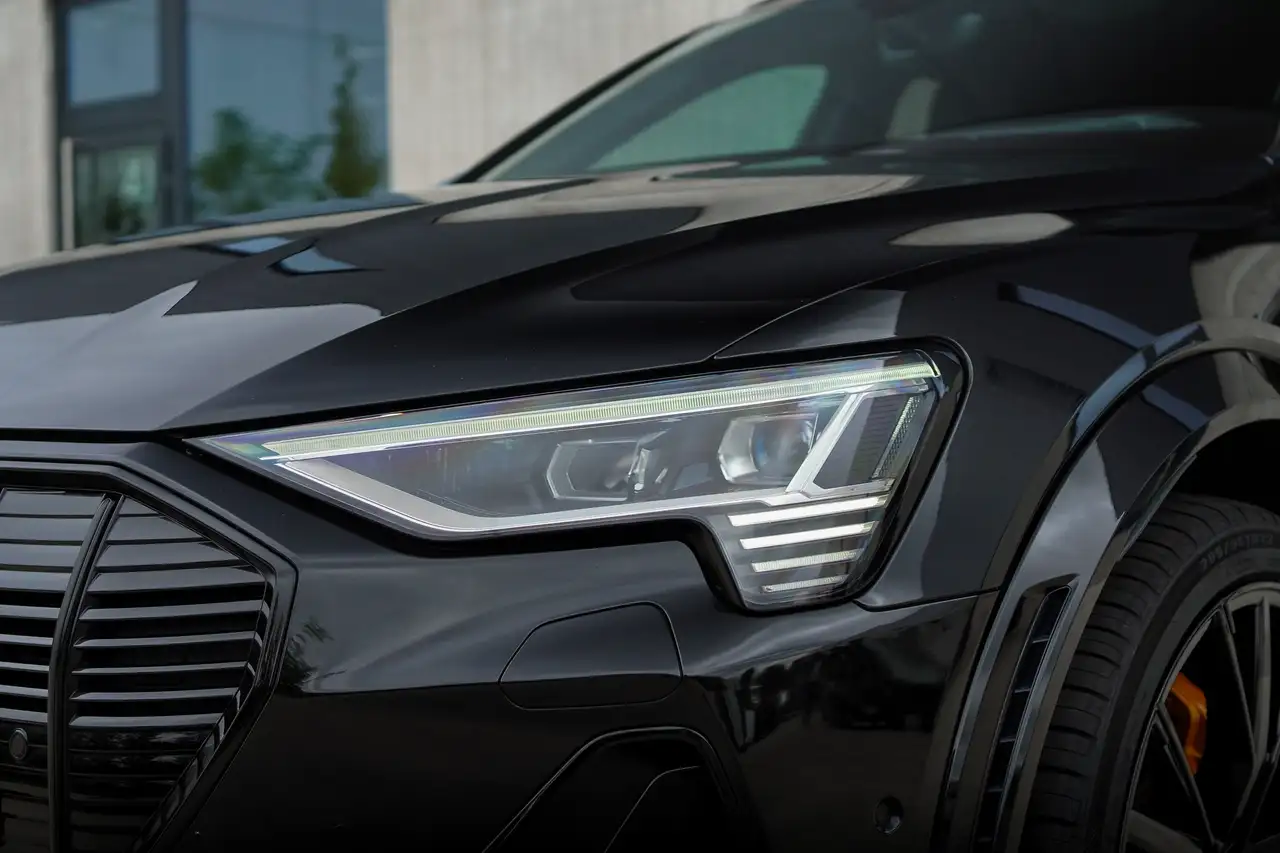 Audi e-tron Sportback Quattro S l Pano l Towbar l Bang & Olufsen l Ambient Light, миниатюра 11