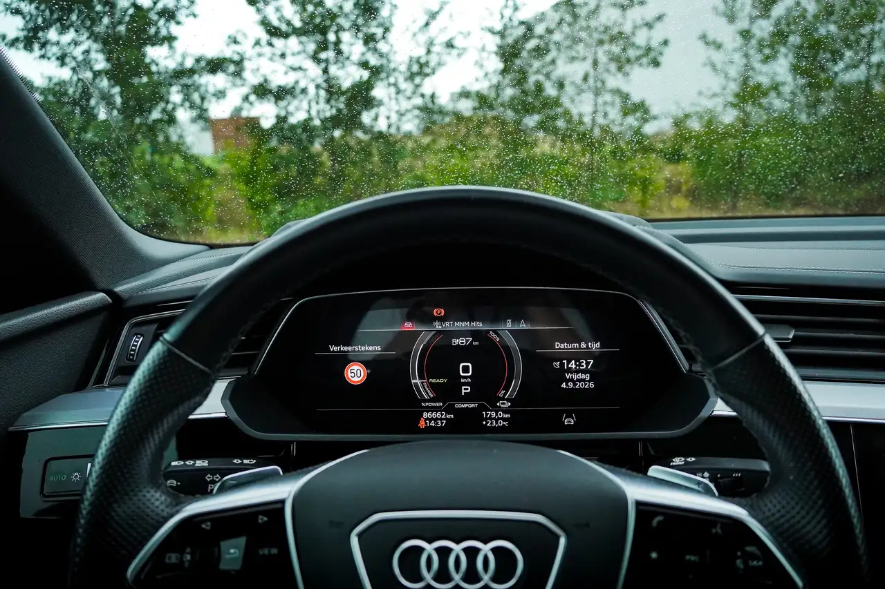 Audi e-tron Sportback Quattro S l Pano l Towbar l Bang & Olufsen l Ambient Light, миниатюра 22