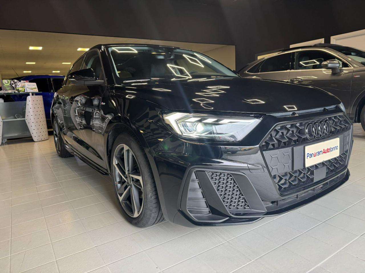 Audi A1 SPB 30 TFSI Identity Black S-line