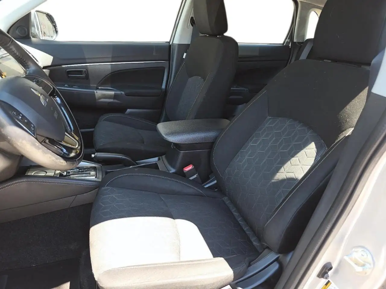 Mitsubishi RVR снимка Mitsubishi RVR
