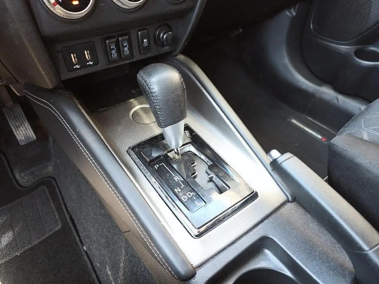 Mitsubishi RVR снимка Mitsubishi RVR