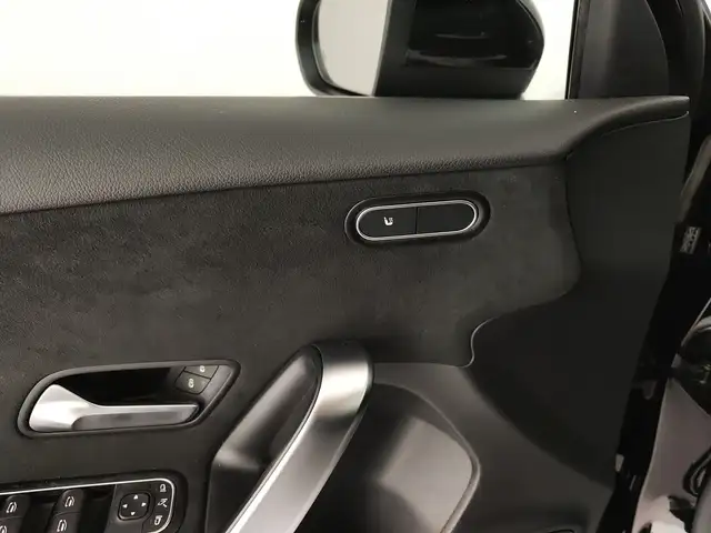 Mercedes-Benz A Class view 13