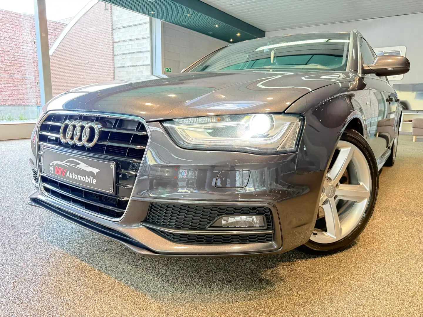 Audi A4 2.0 TDi Quattro S line S tronic * Navi * Euro 6B Gris - 1