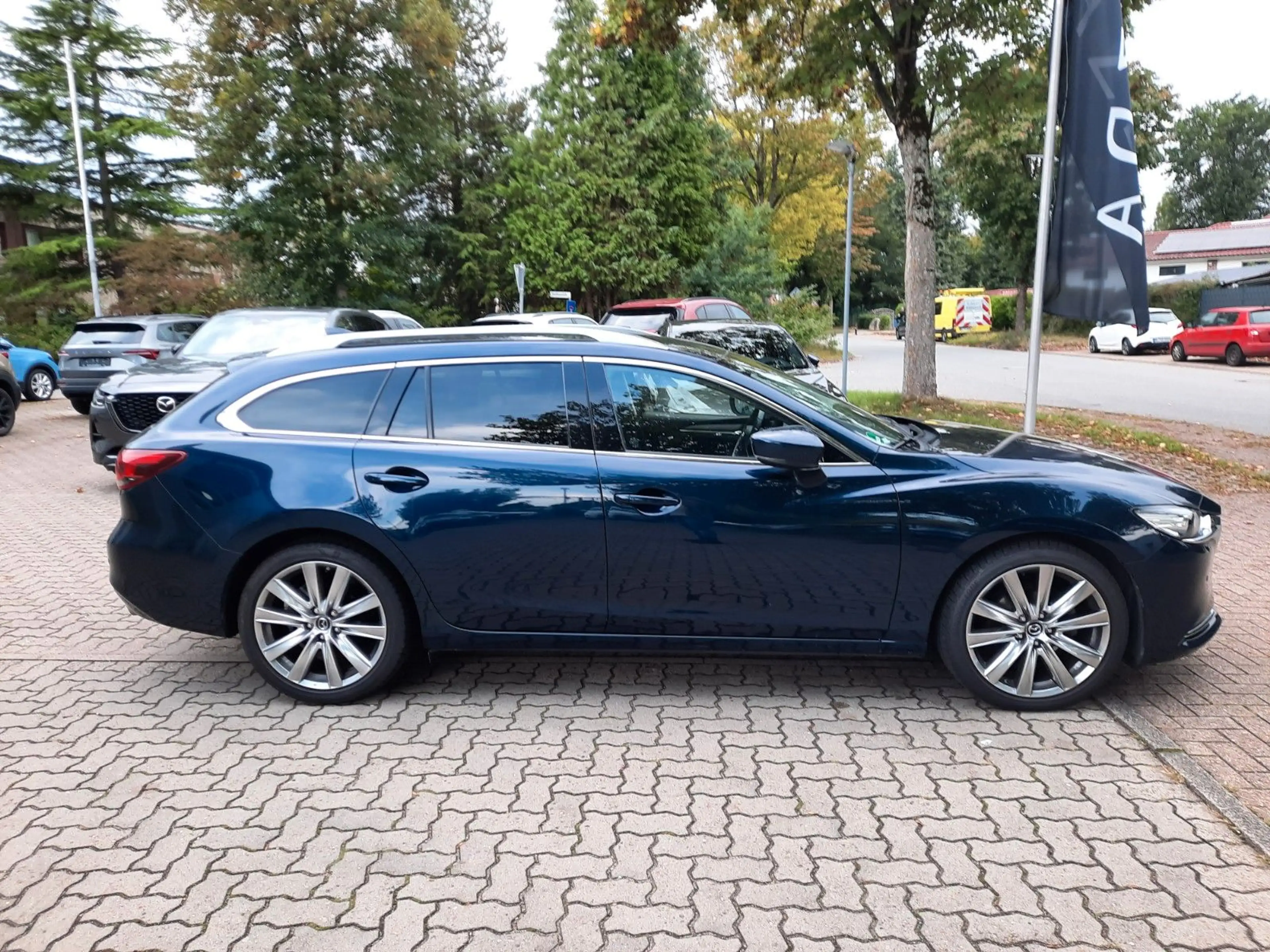 Mazda 6 KOMBI SKYACTIV-G 194 6AG SPORTSLINE AHK — photo 2