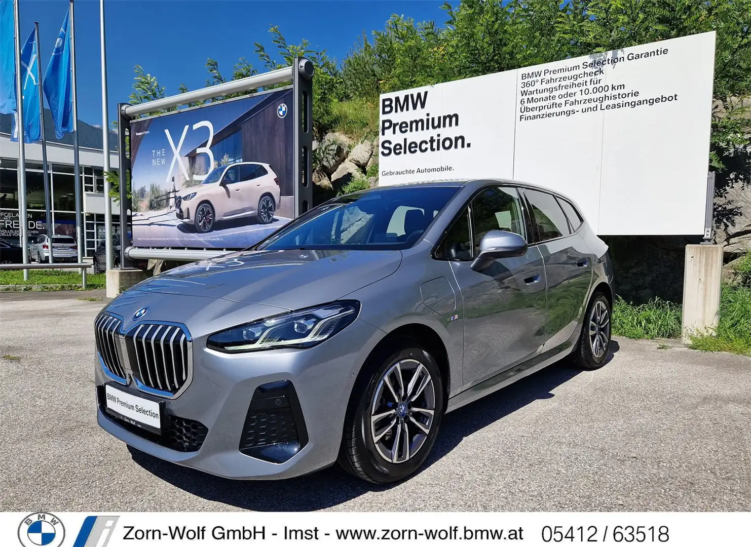 BMW 225 e xDrive Active Tourer Grau - 1