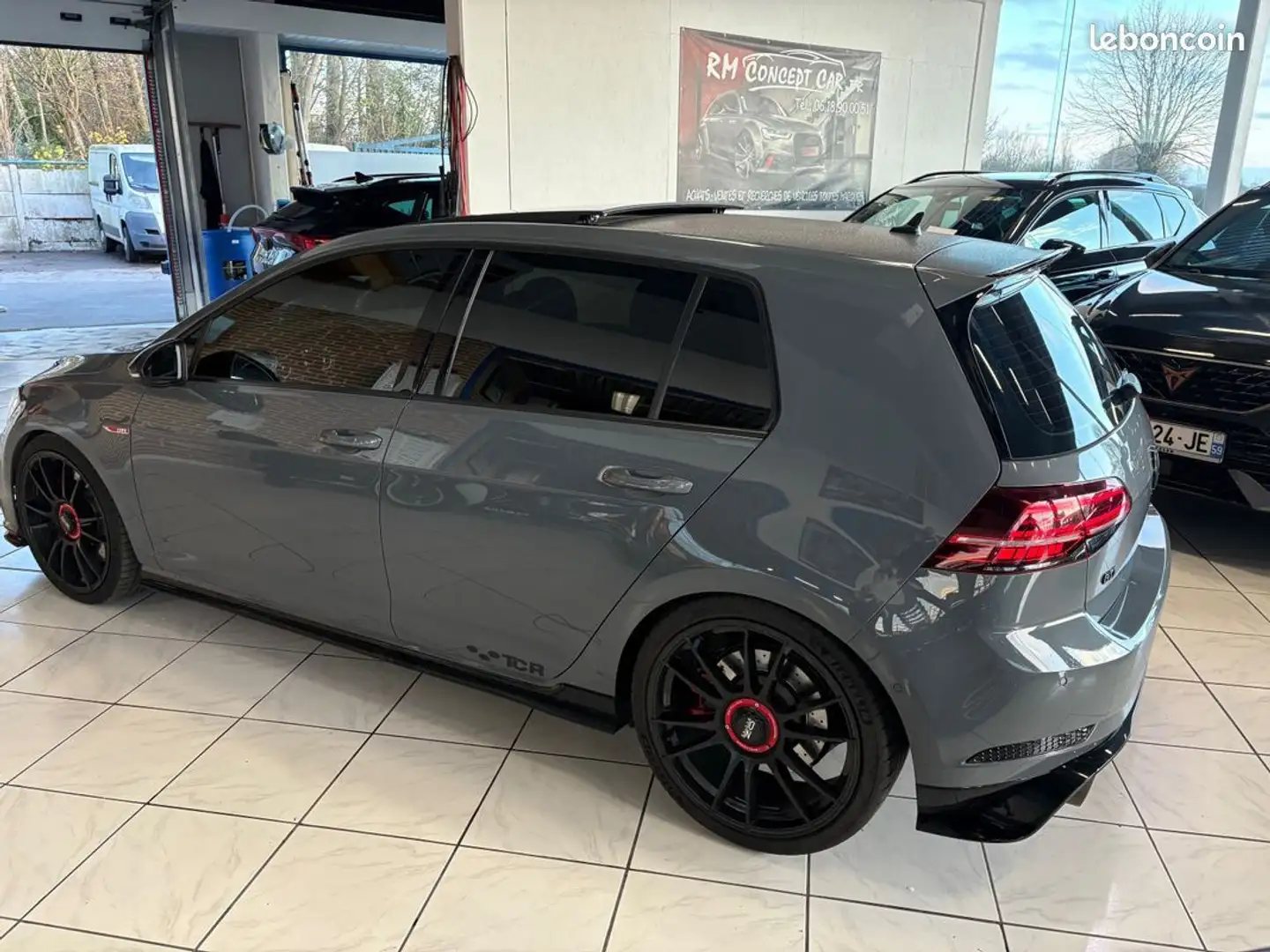 Volkswagen Golf VII GTI TCR 2.0 TSI DSG 290CH GPS-LED-VIRTUAL-TOIT OUVRANT-JANTES 19-AKRA-GRIS PURE Gris - 2