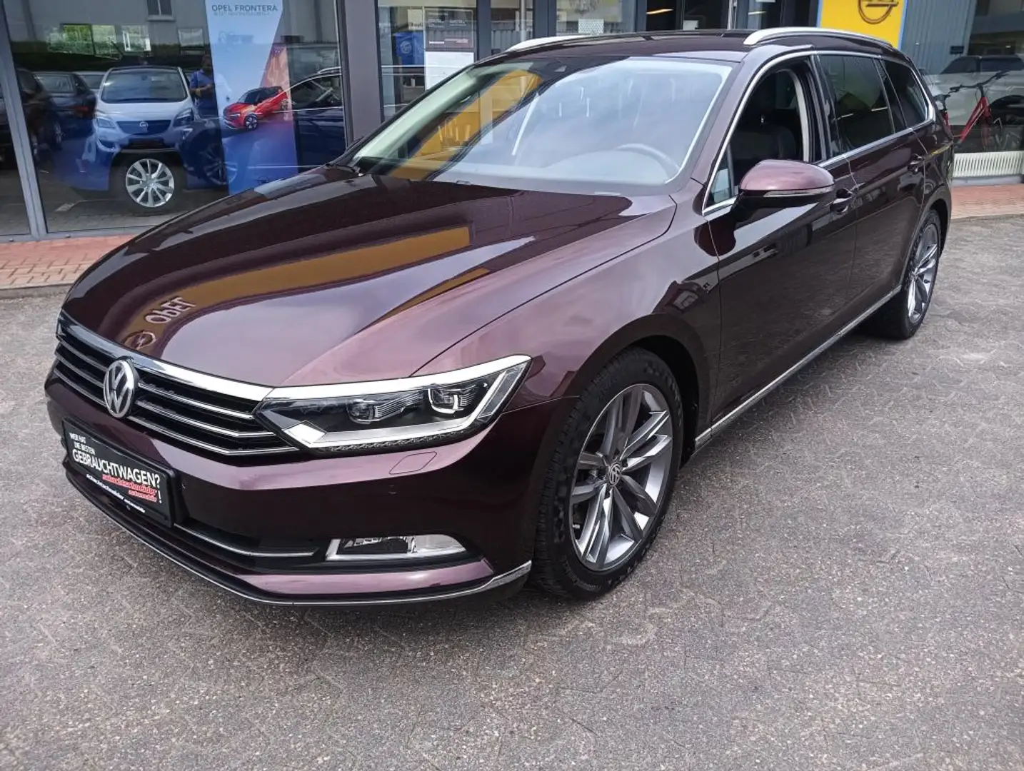 Volkswagen Passat Variant Highline 1.8 TSI DSG+Standh+AHK+Navi+ Rot - 2