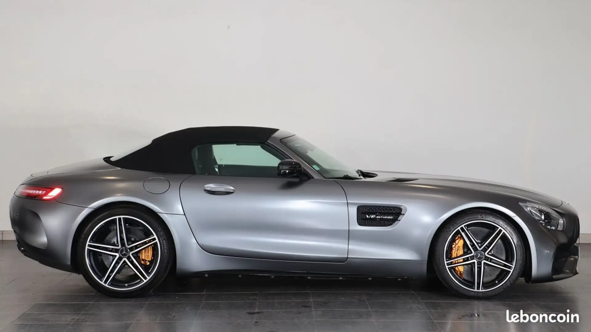 Mercedes-Benz AMG GT Mercedes c roadster v8 557ch Grijs - 2