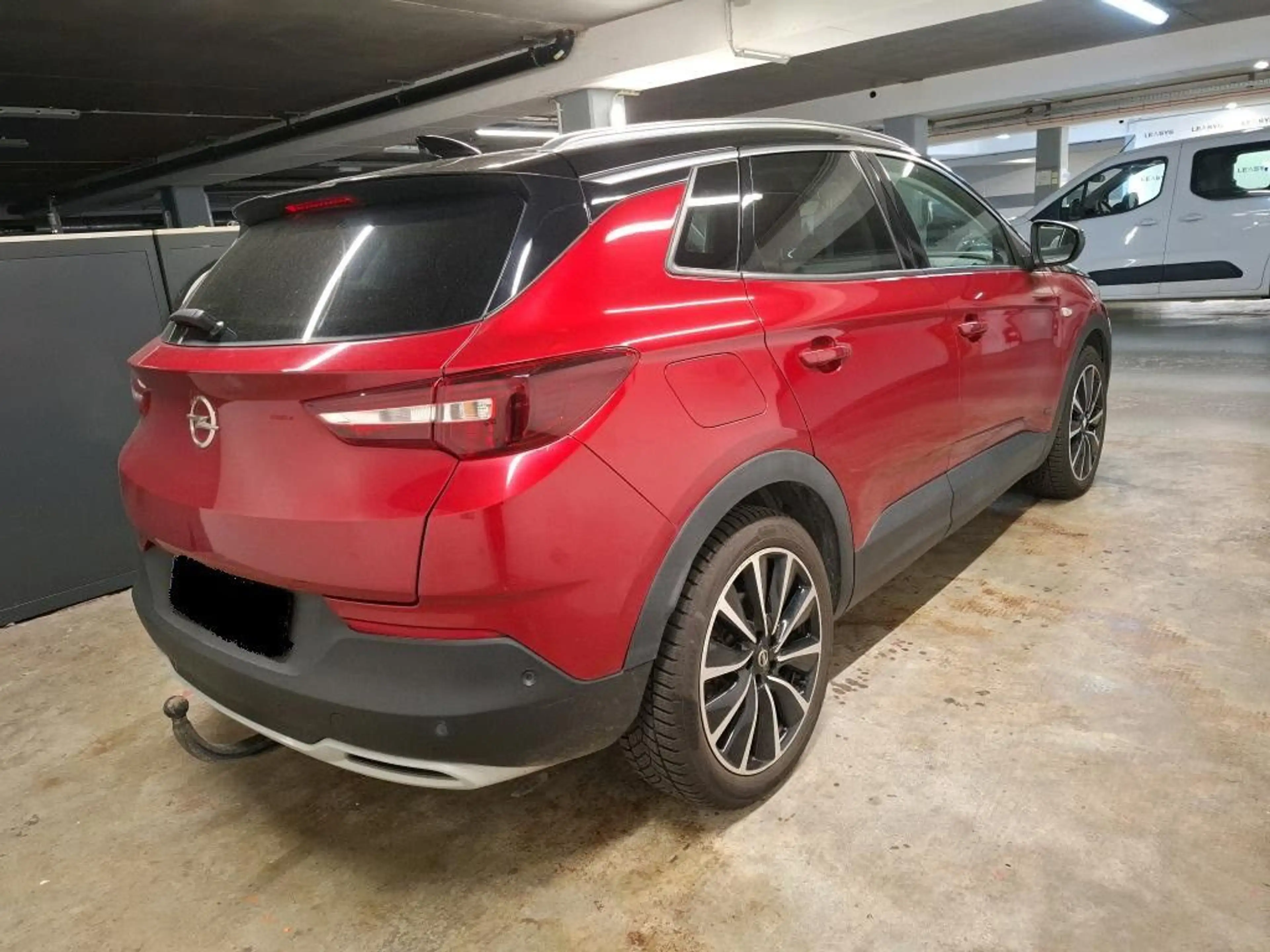 Opel Grandland X Ultimate Plug-in-Hybrid LED 360°K — photo 2