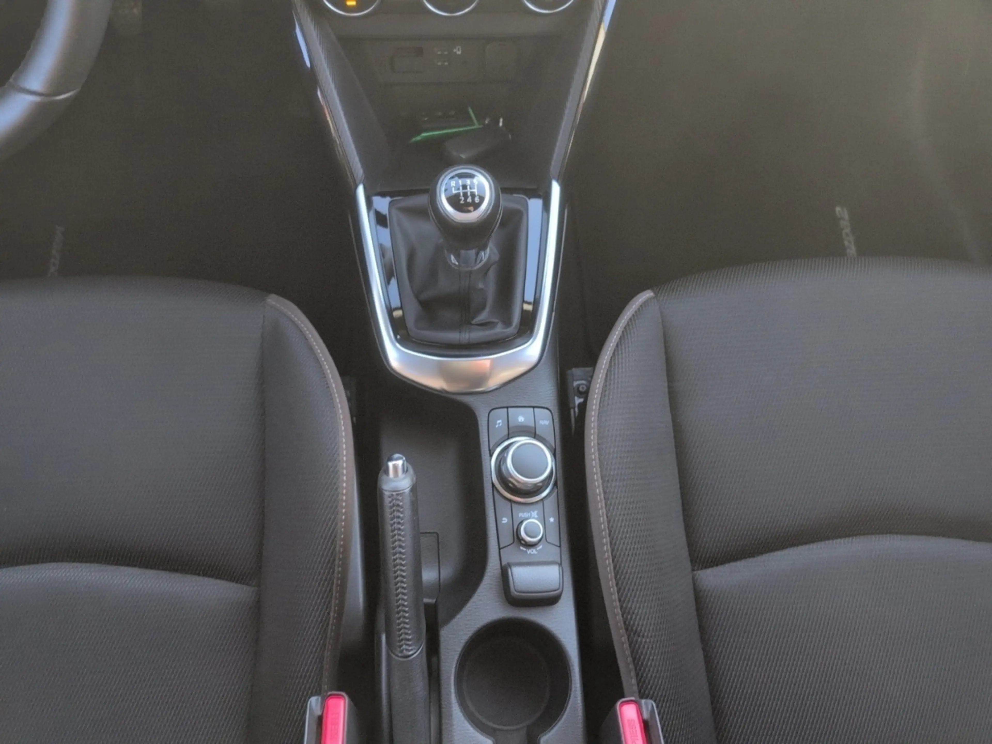 Mazda 2 "Exclusive-Line" |Touring Paket 1|Navigation| — photo 14