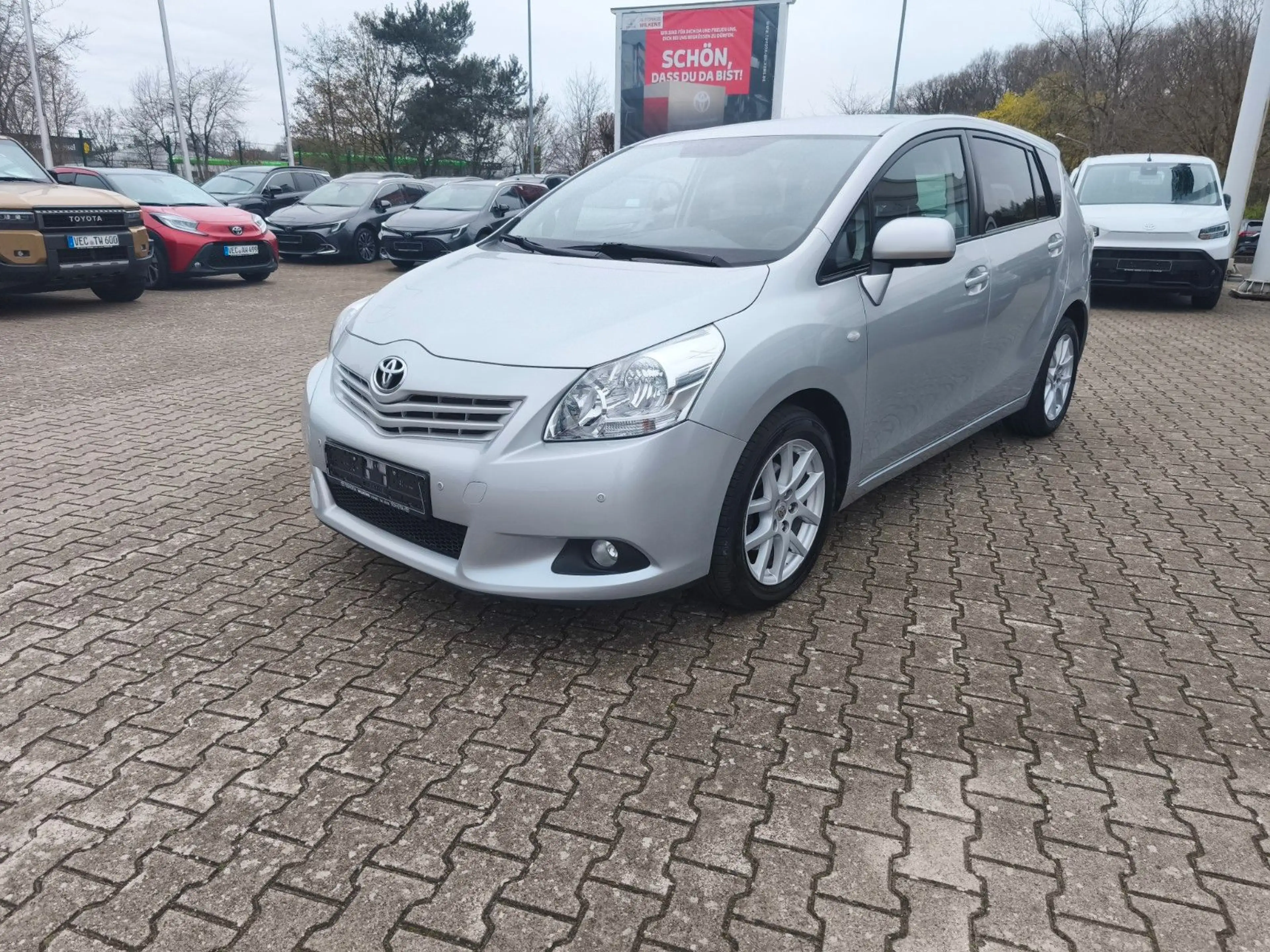 Toyota Verso Travel — photo 4