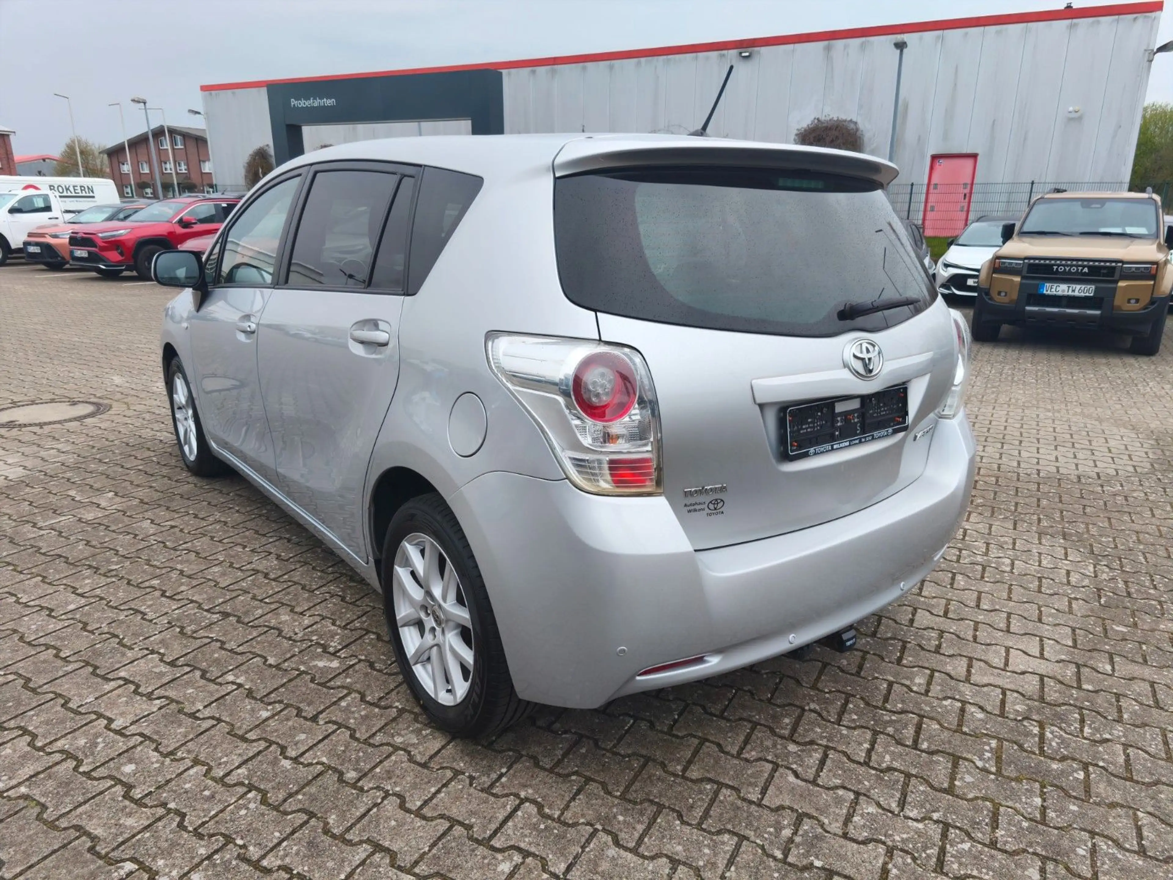 Toyota Verso Travel — photo 6