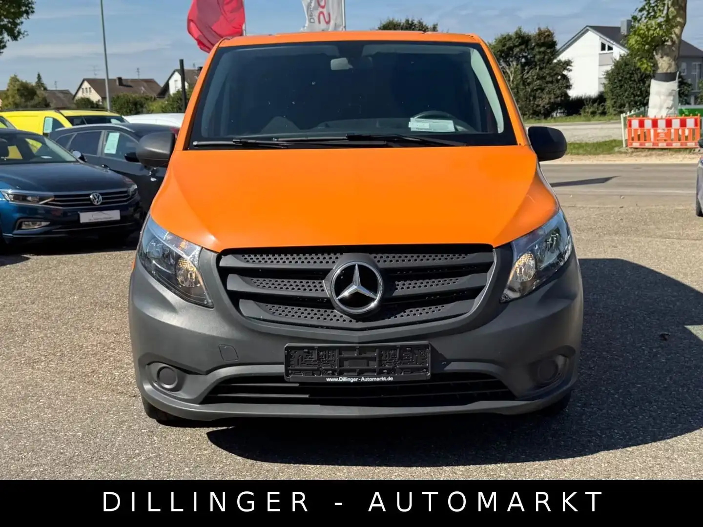 Mercedes-Benz Vito Mixto 114  kompakt 5-Sitzer Klima Temp AHK Orange - 2