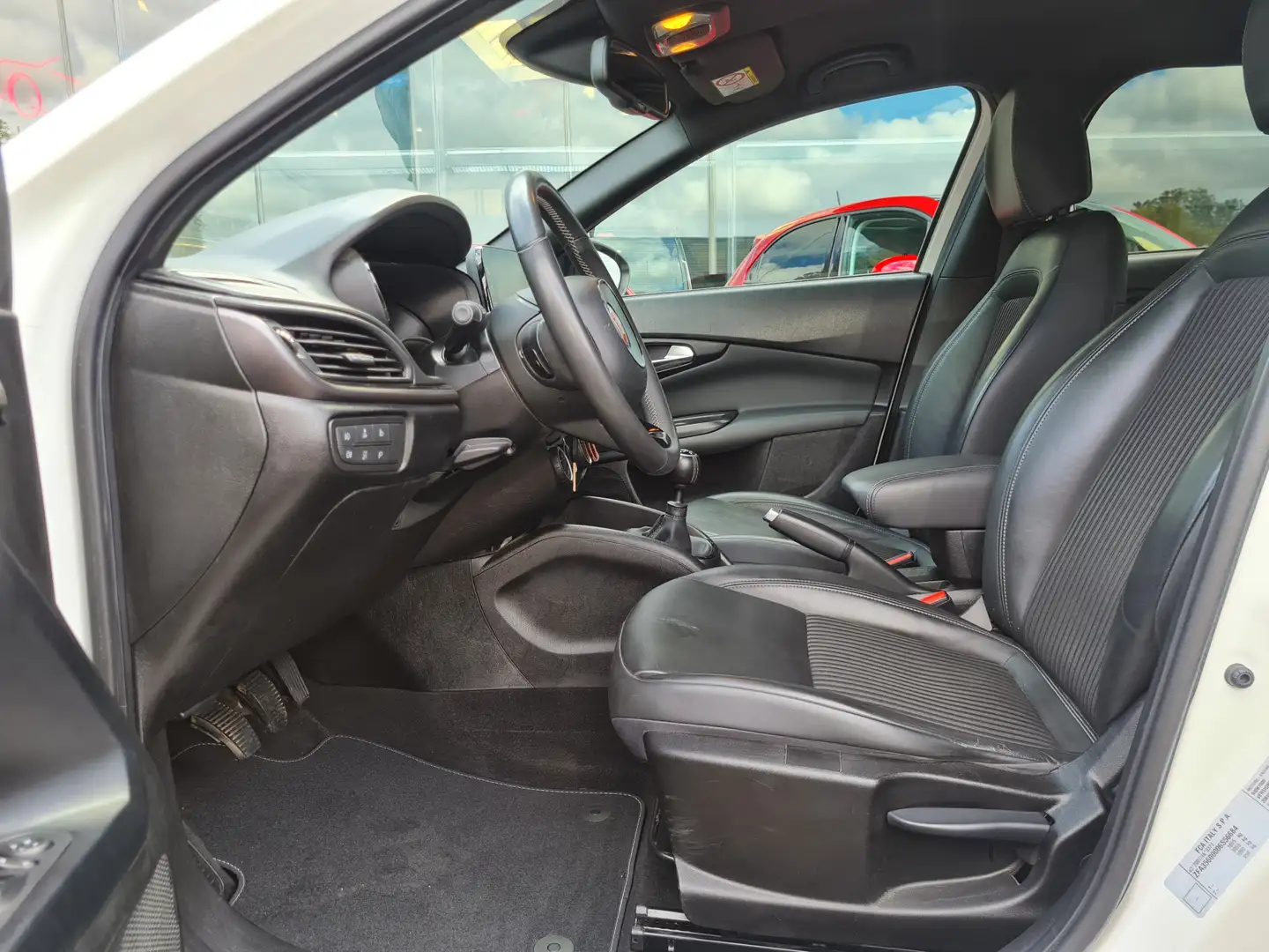 Fiat Tipo Stationwagon 1.4 Turbo S-Design | Xenon | Half Led Weiß - 2