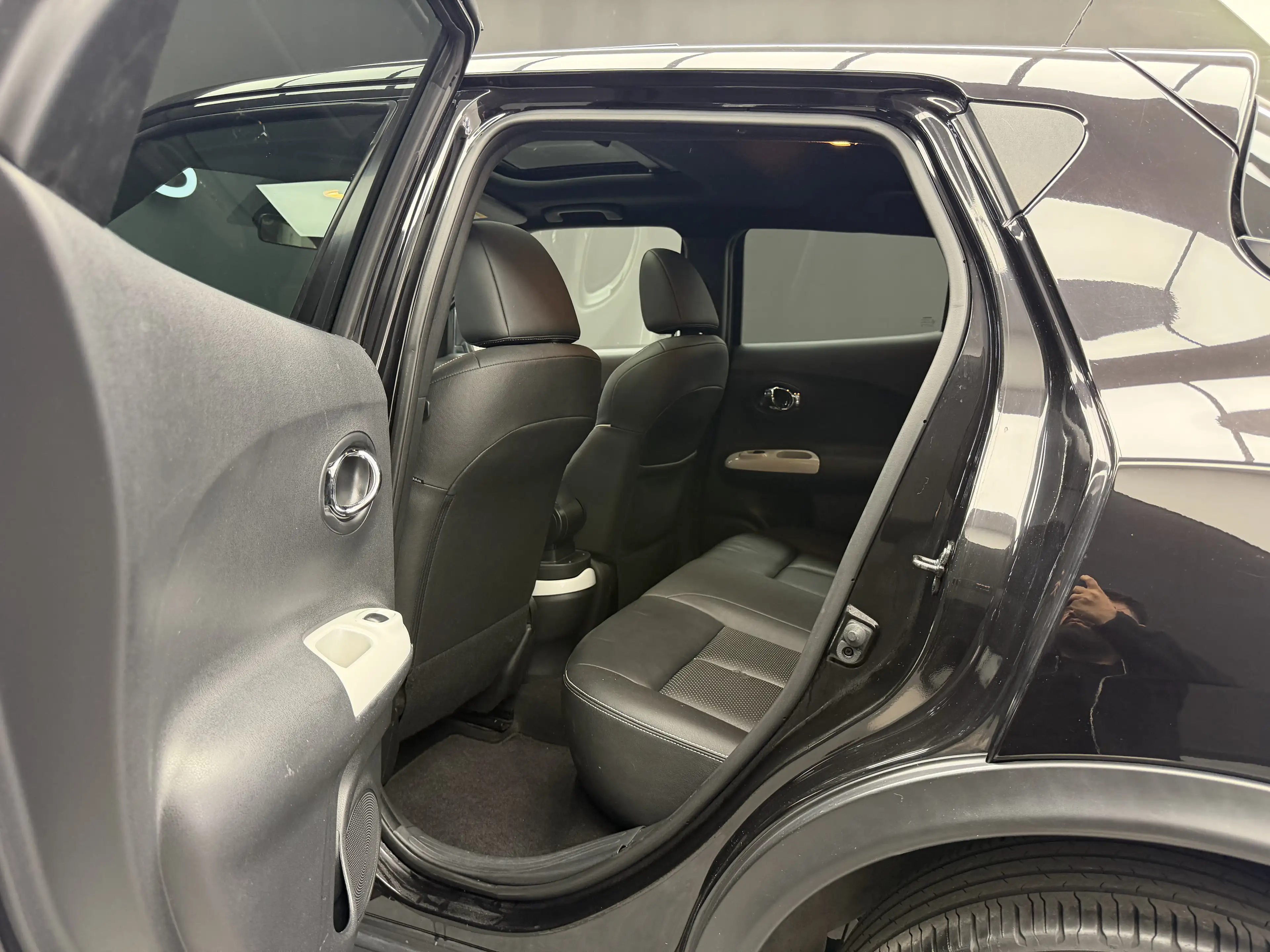 Nissan Juke 1.5 dCi 2WD Tekna *CUIR + CAMÉRA + GPS + GARANTIE* — photo 10