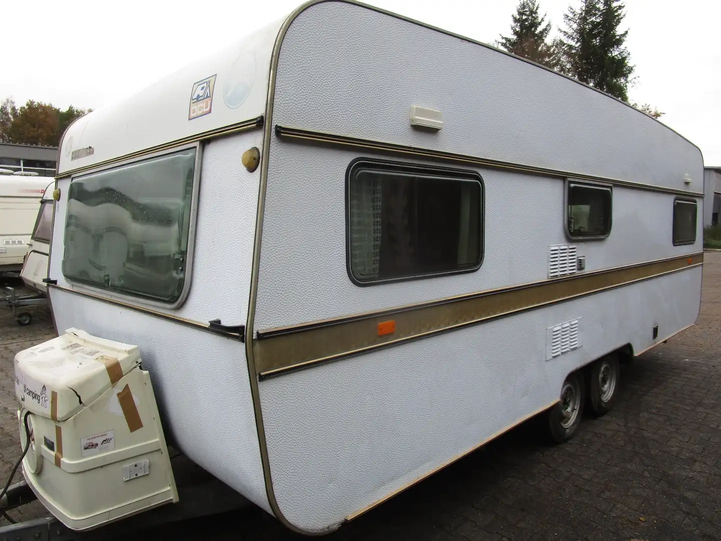 Hymer/Eriba Nova 600, Standwagen, billigwohnwagen. de - 2