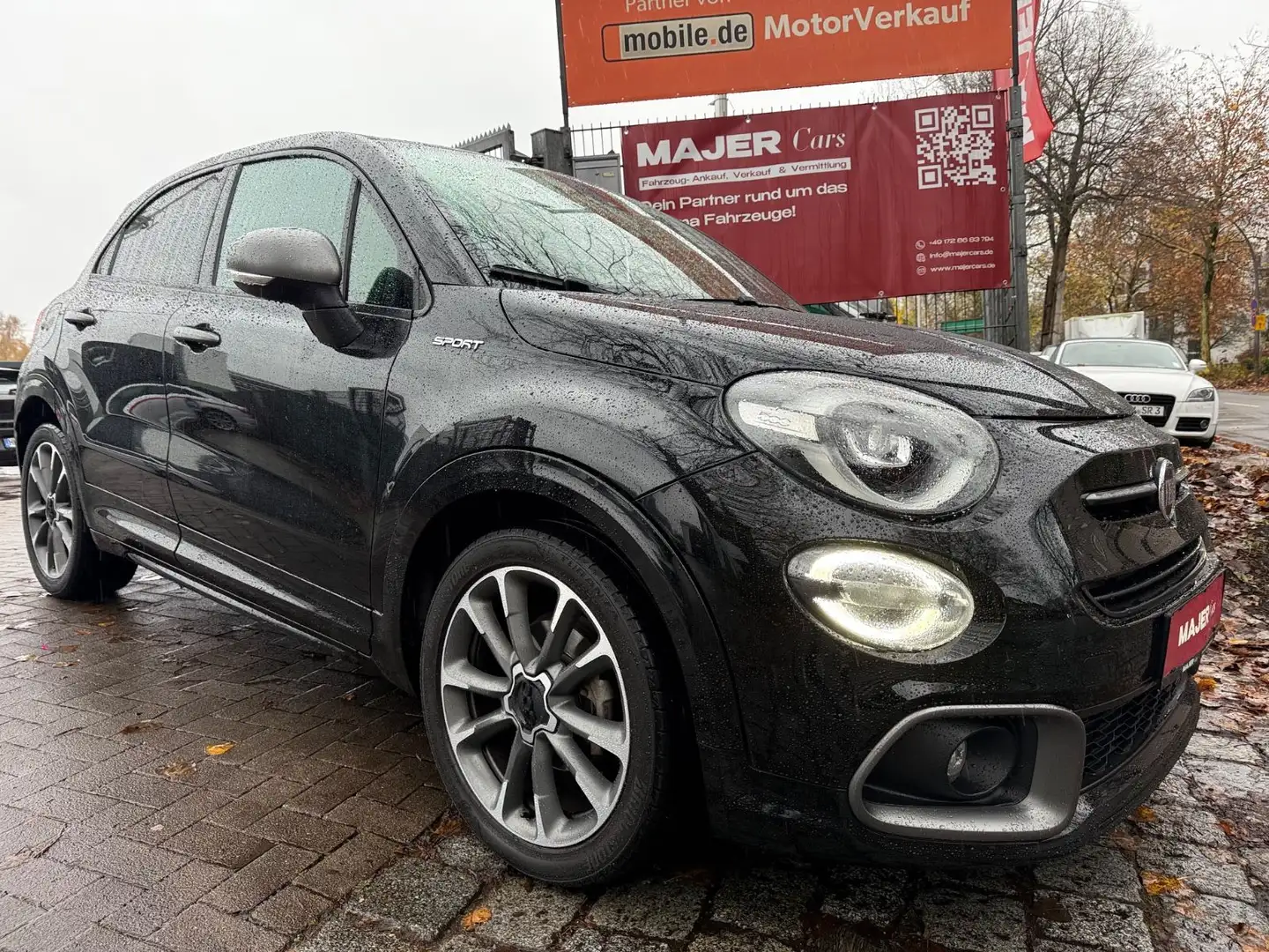 Fiat 500X Sport*CARPLAY*LED*CAM*SHZ*TEILLEDER Schwarz - 1