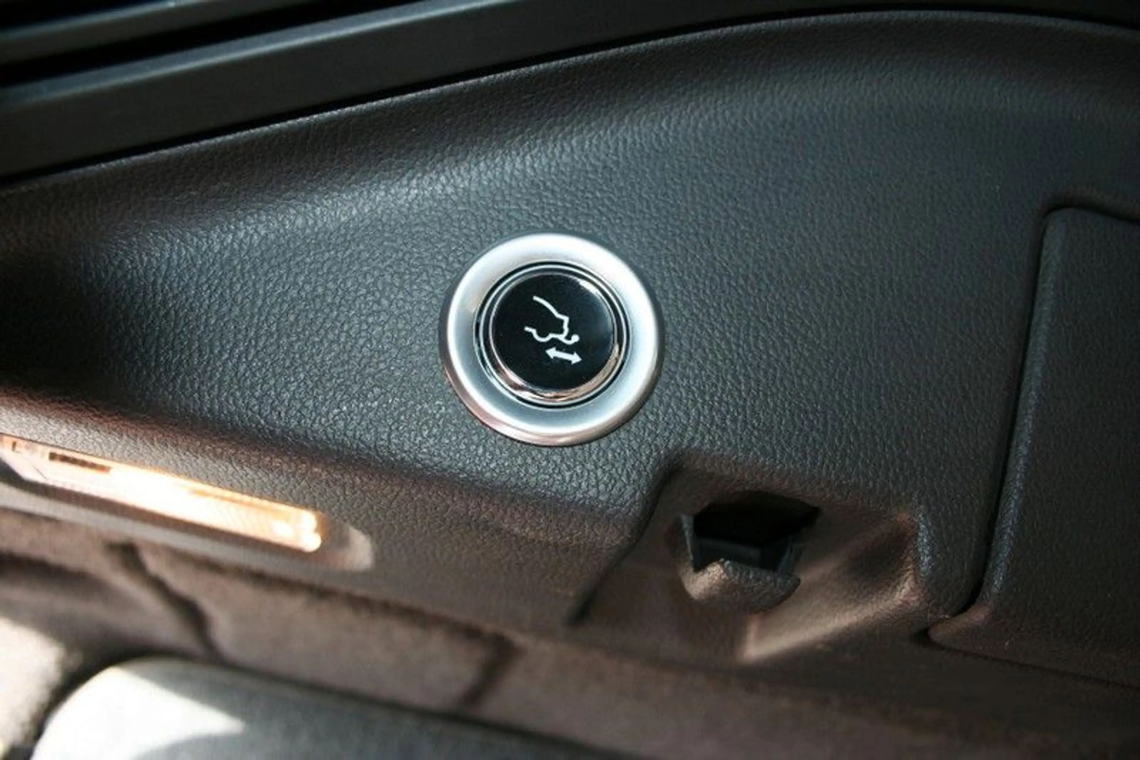 Ford Grand C-Max Grand C Titanium+Leder+AHK+Navi+Kamera+Xenon+EU6 — photo 4