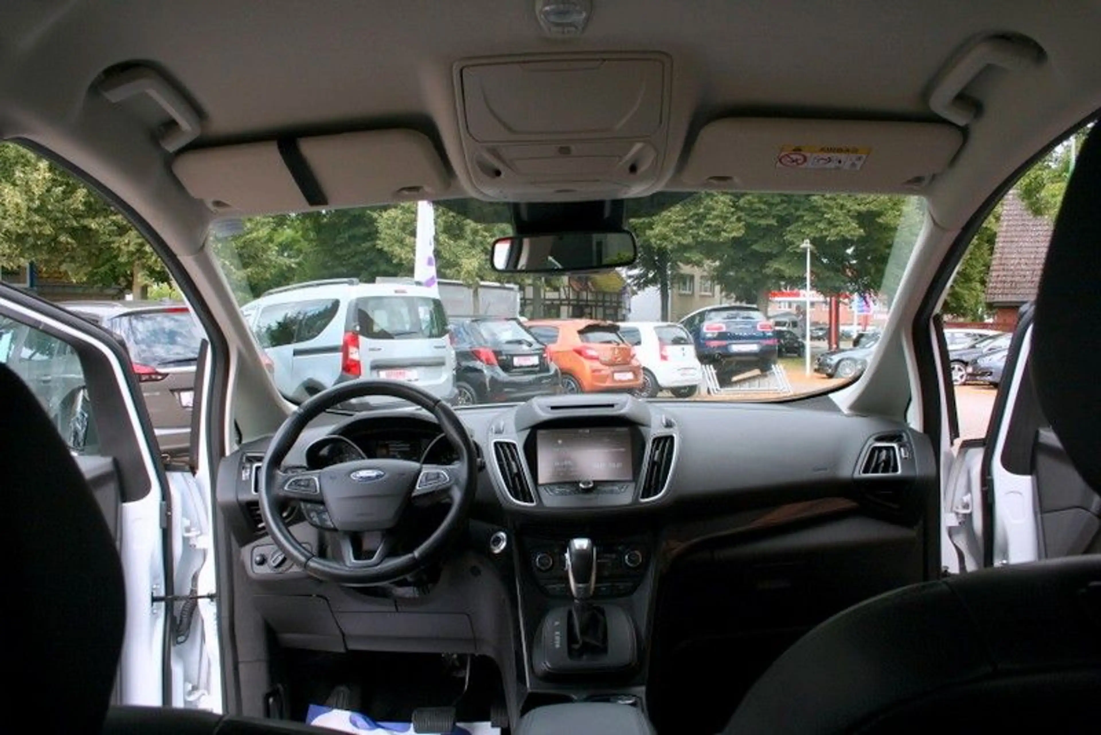 Ford Grand C-Max Grand C Titanium+Leder+AHK+Navi+Kamera+Xenon+EU6 — photo 8