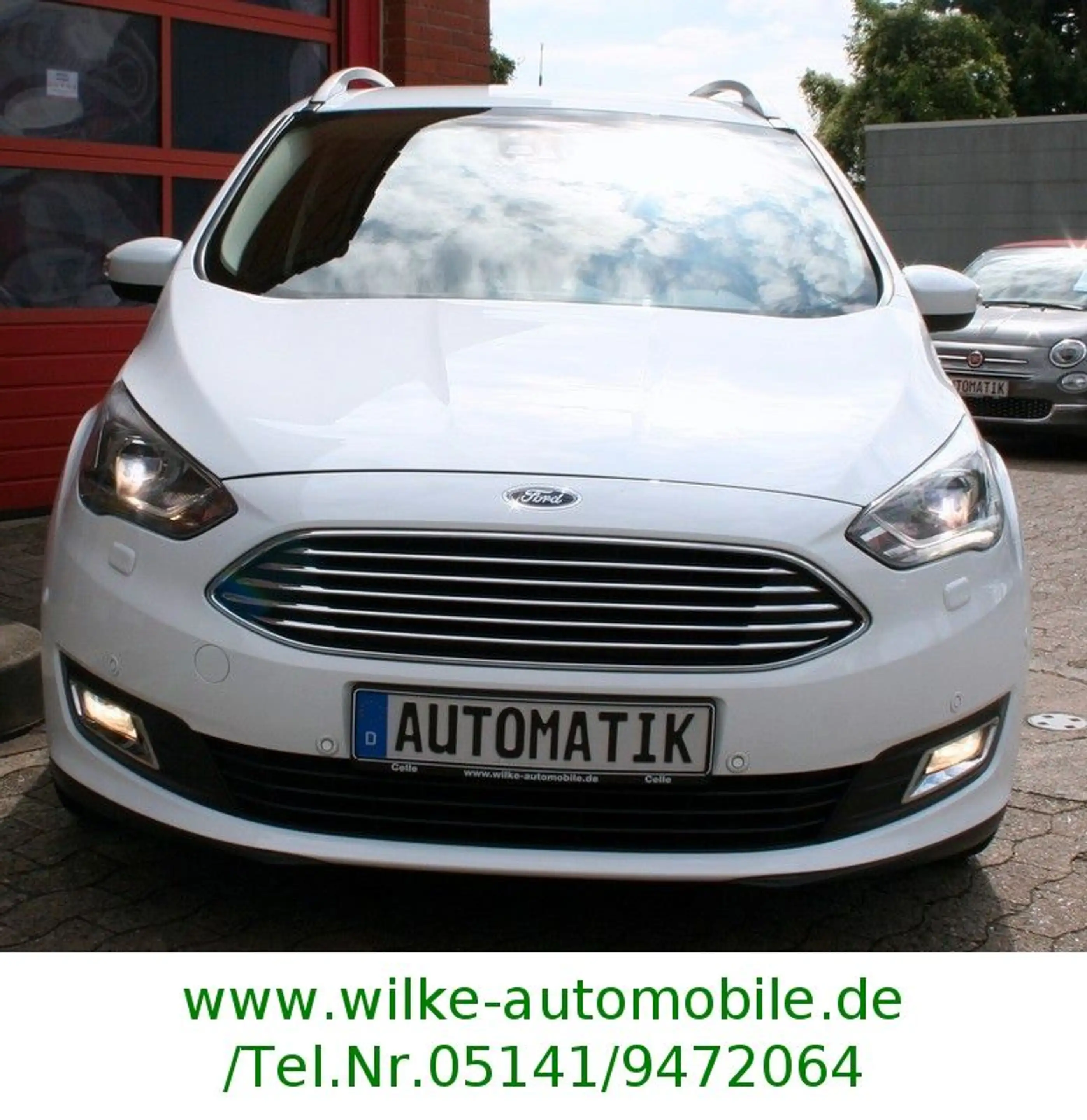 Ford Grand C-Max Grand C Titanium+Leder+AHK+Navi+Kamera+Xenon+EU6 — photo 2
