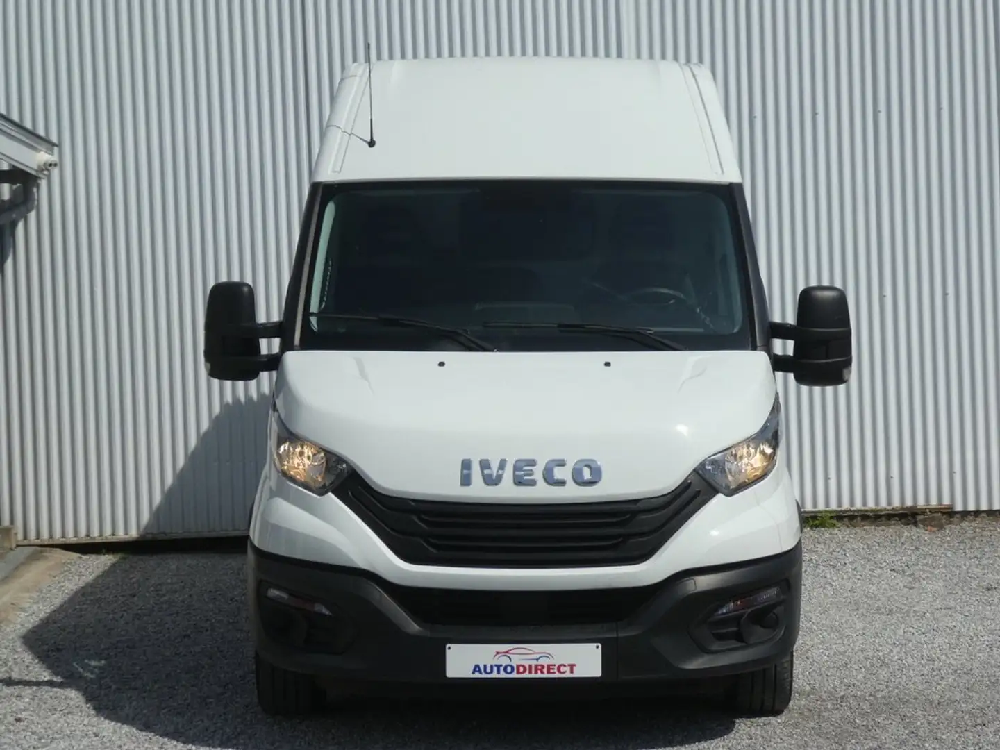 Iveco Daily 2.3D 35-140 L3H2 Airco, Bluetooth * 21479+Tva * Wit - 2