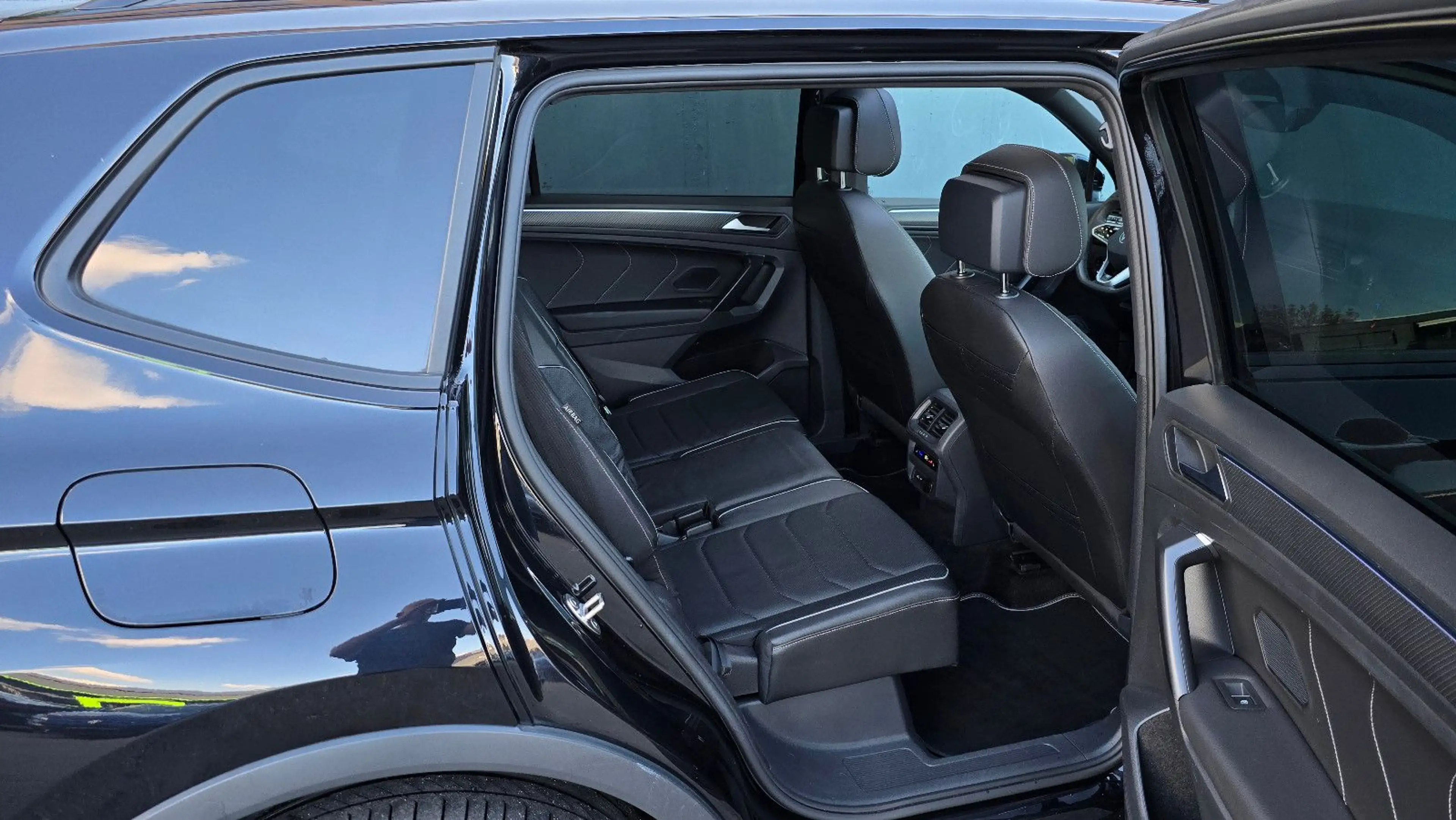 Volkswagen Tiguan Allspace 2.0 TSI DSG 4M R-Line 7 Sitze — photo 9