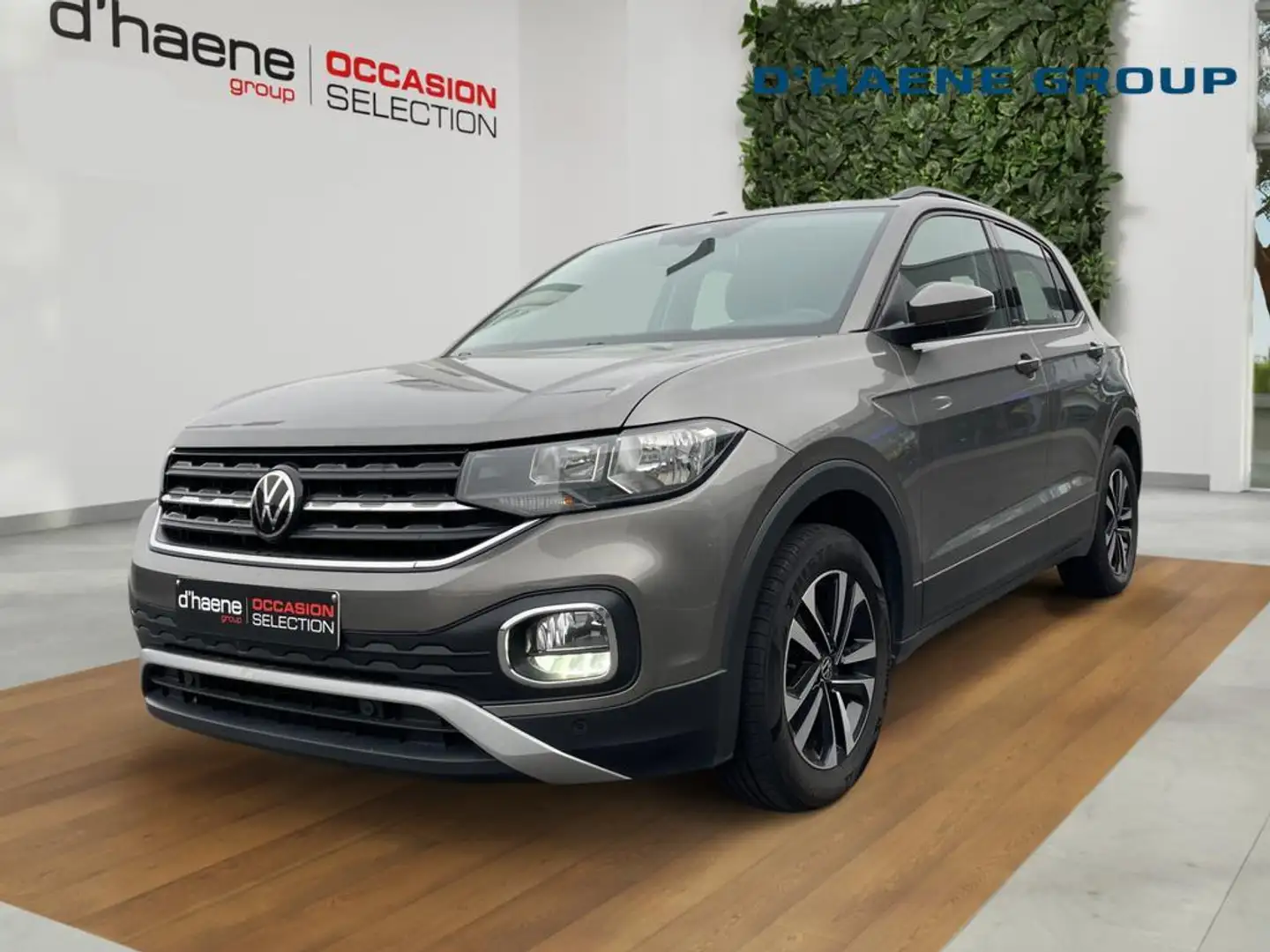 Volkswagen T-Cross 1.0 Life G 081 TSI M6F Grijs - 1
