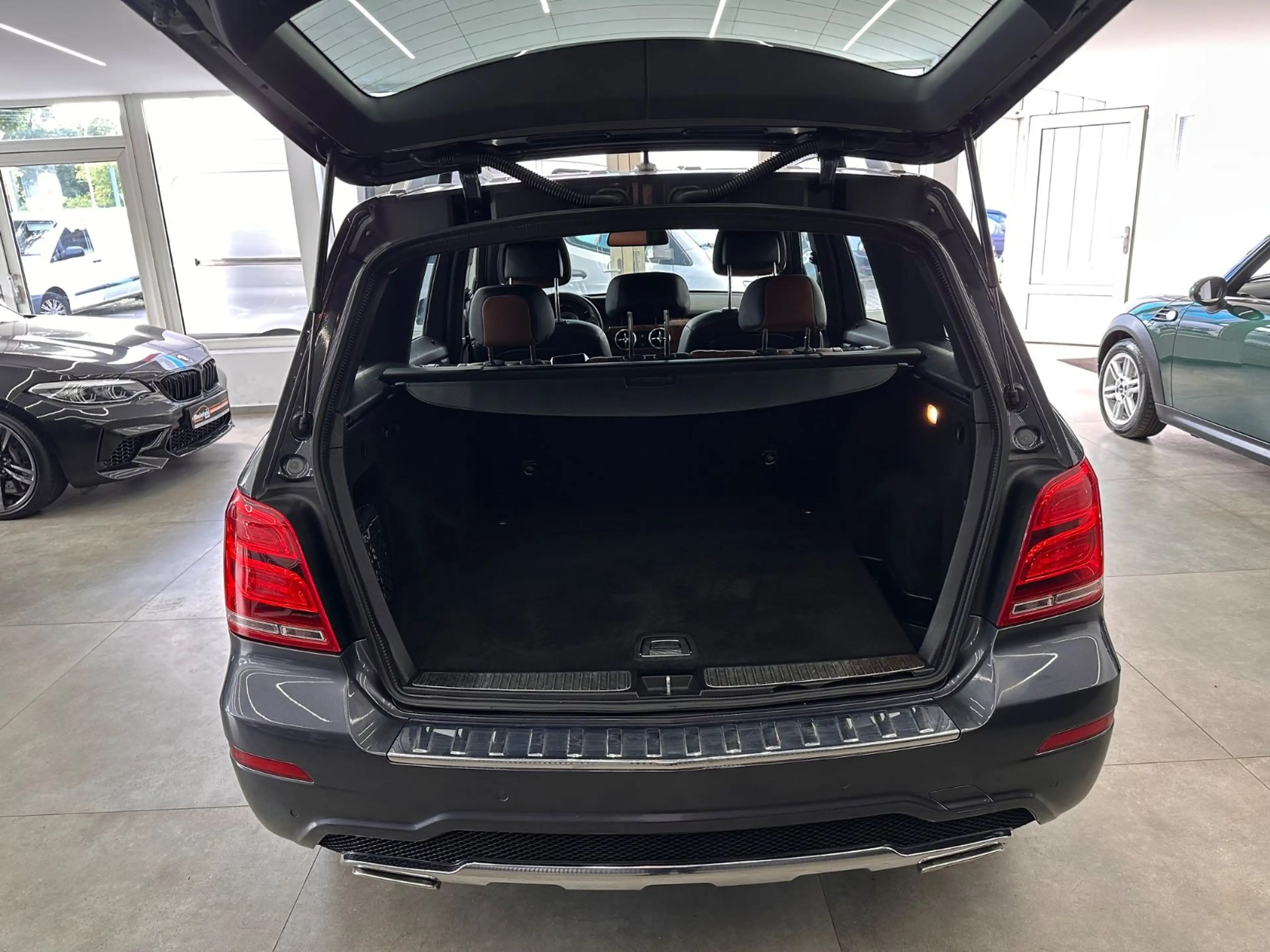 Mercedes-Benz GLK 350 CDI 4Matic AMG*Designo*Memory*1.Hand* — photo 14