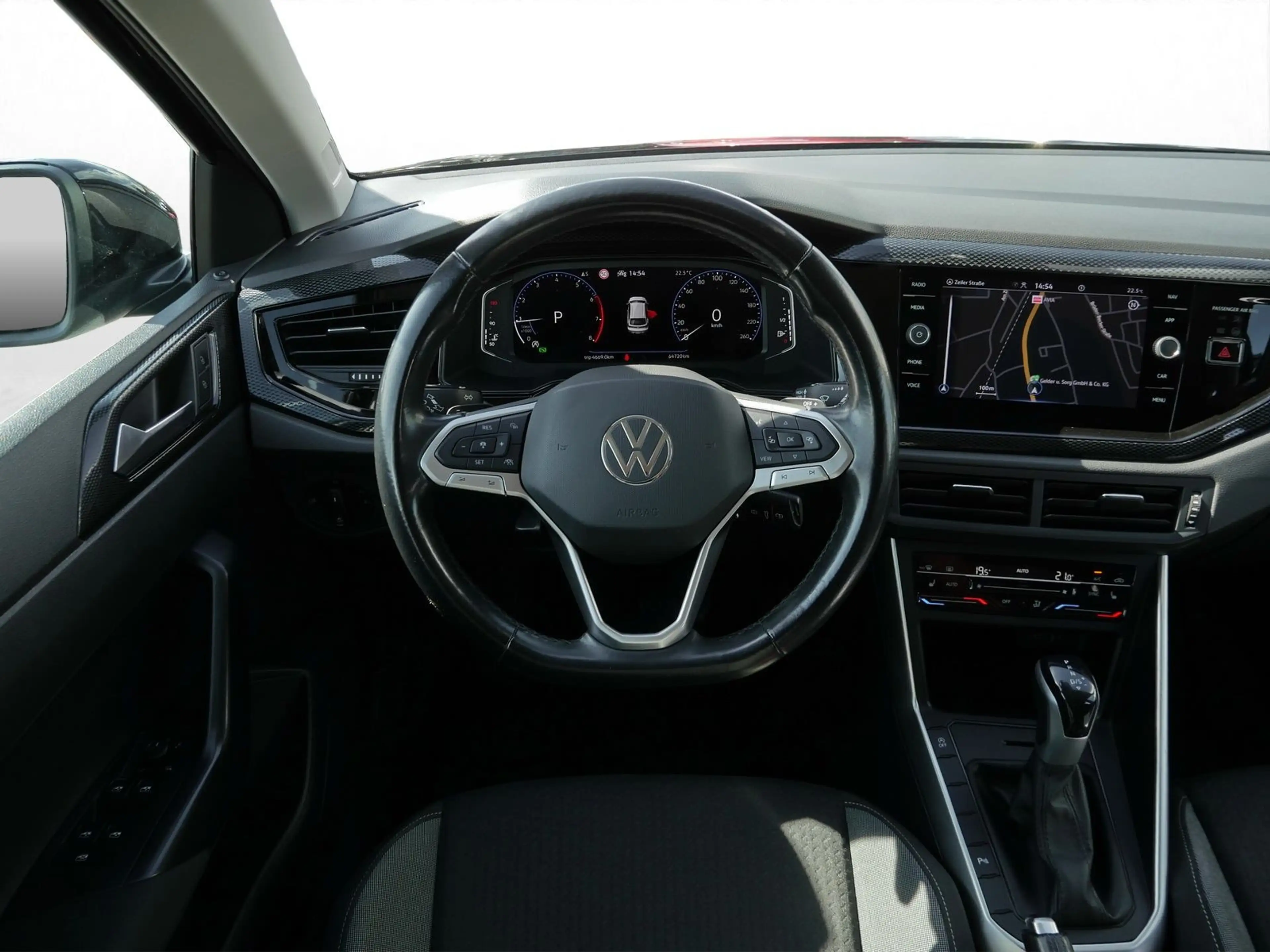 Volkswagen Taigo 1.0 TSI Life RFK*Navi*ACC*DAB+*AHK*Digital — photo 8