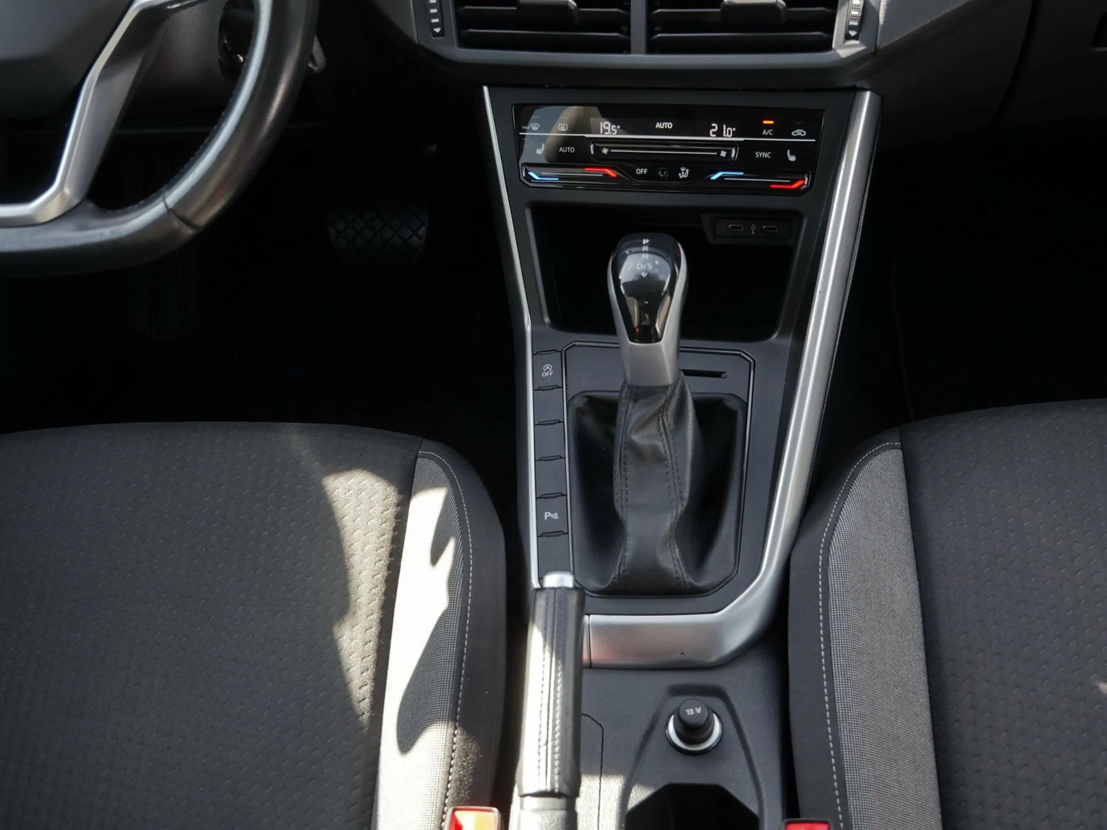 Volkswagen Taigo 1.0 TSI Life RFK*Navi*ACC*DAB+*AHK*Digital — photo 7