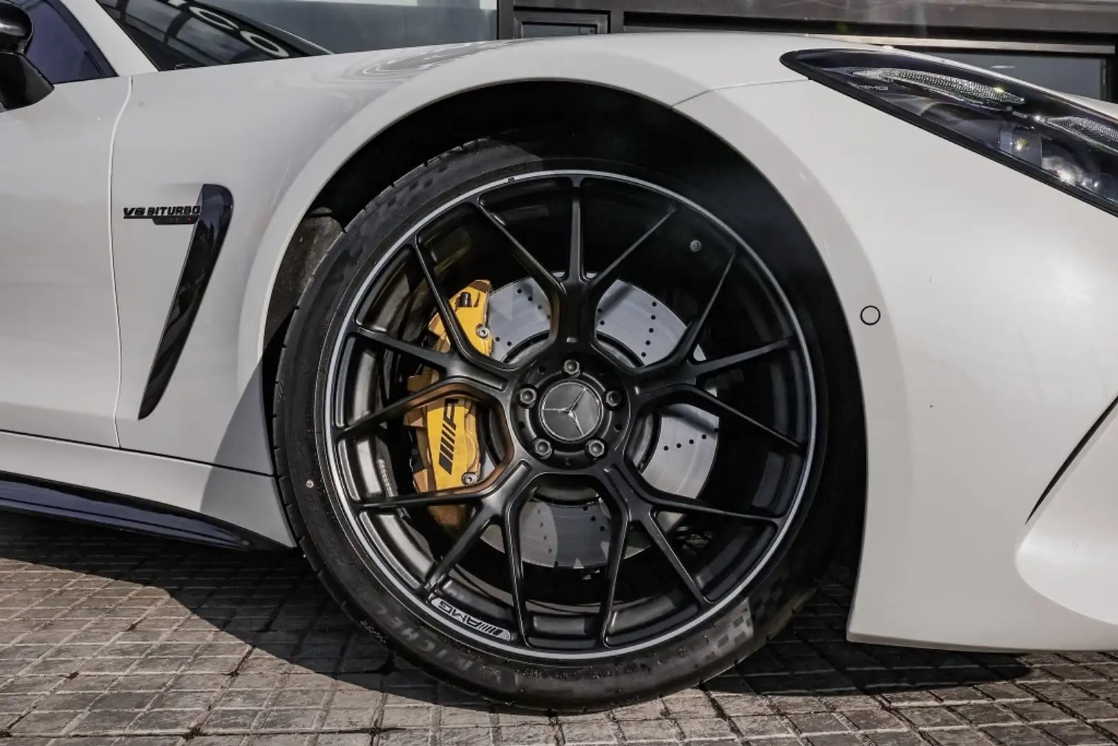 Mercedes-Benz AMG GT Coupé 63 S 4Matic+ Weiß - 2