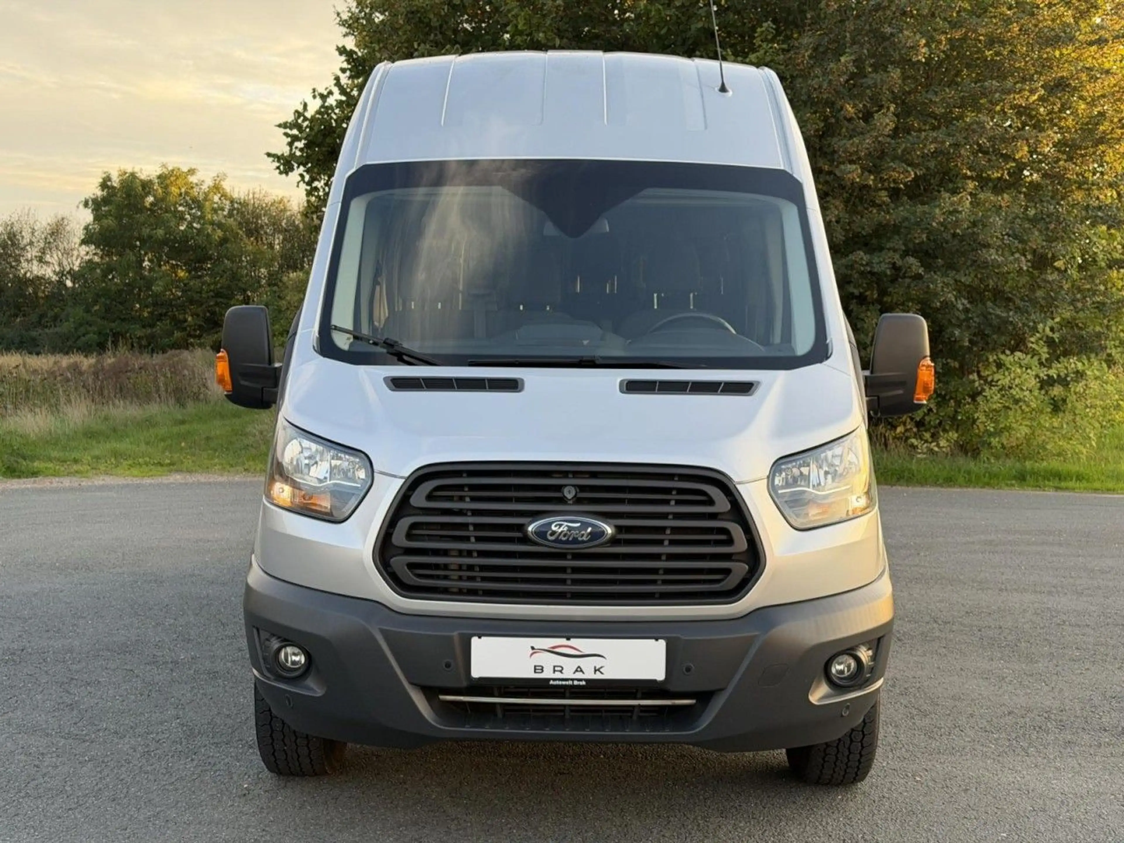 Ford Transit 2.0 L4 Behinderte Rollstuhl Klima*Kamera — photo 2
