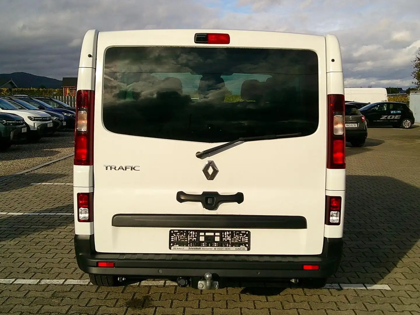Renault Trafic L1H1 3,0t (8/9 Sitze) Life Blanc - 2
