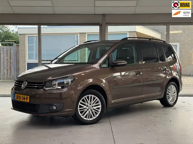 Volkswagen Touran 1.2 TSI Comfortline BlueMotion 7p. |Parkeersenoren