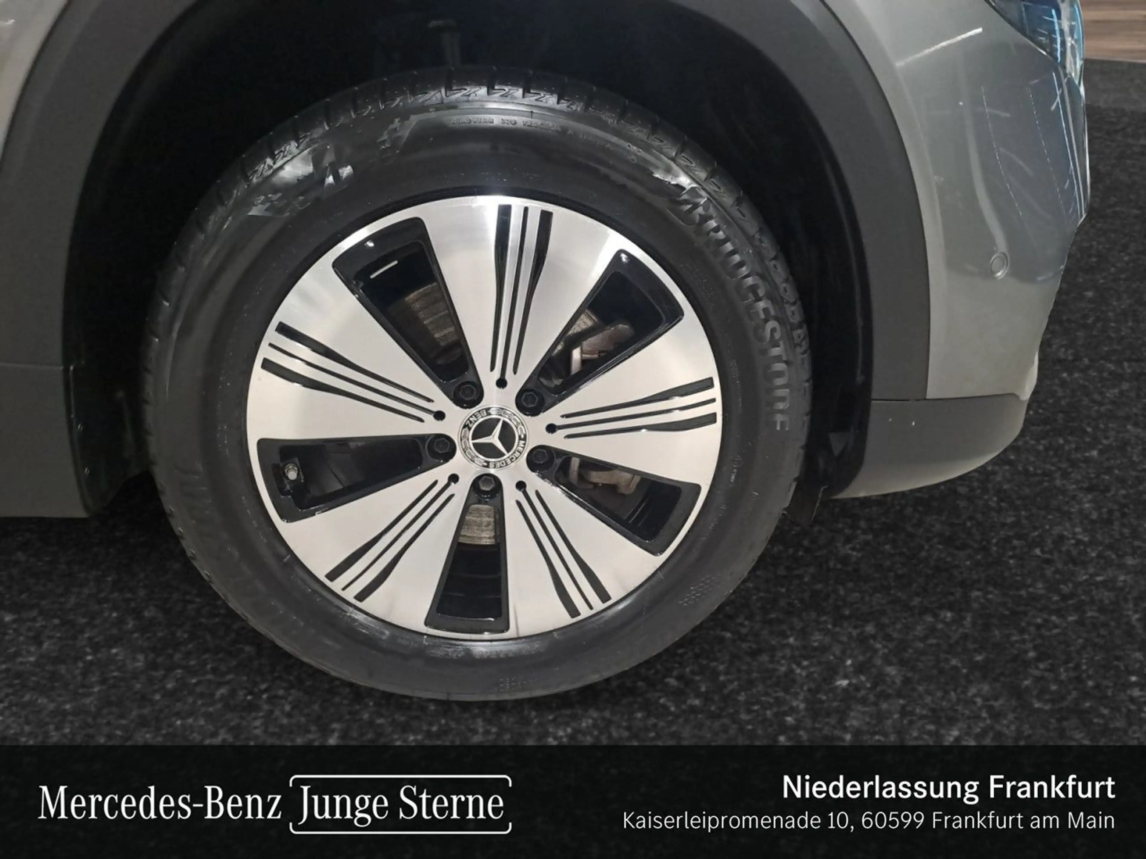 Mercedes-Benz EQB 250 PROG+ADVANCED+PANO+KAMERA+MEMORY+SPUR — photo 6