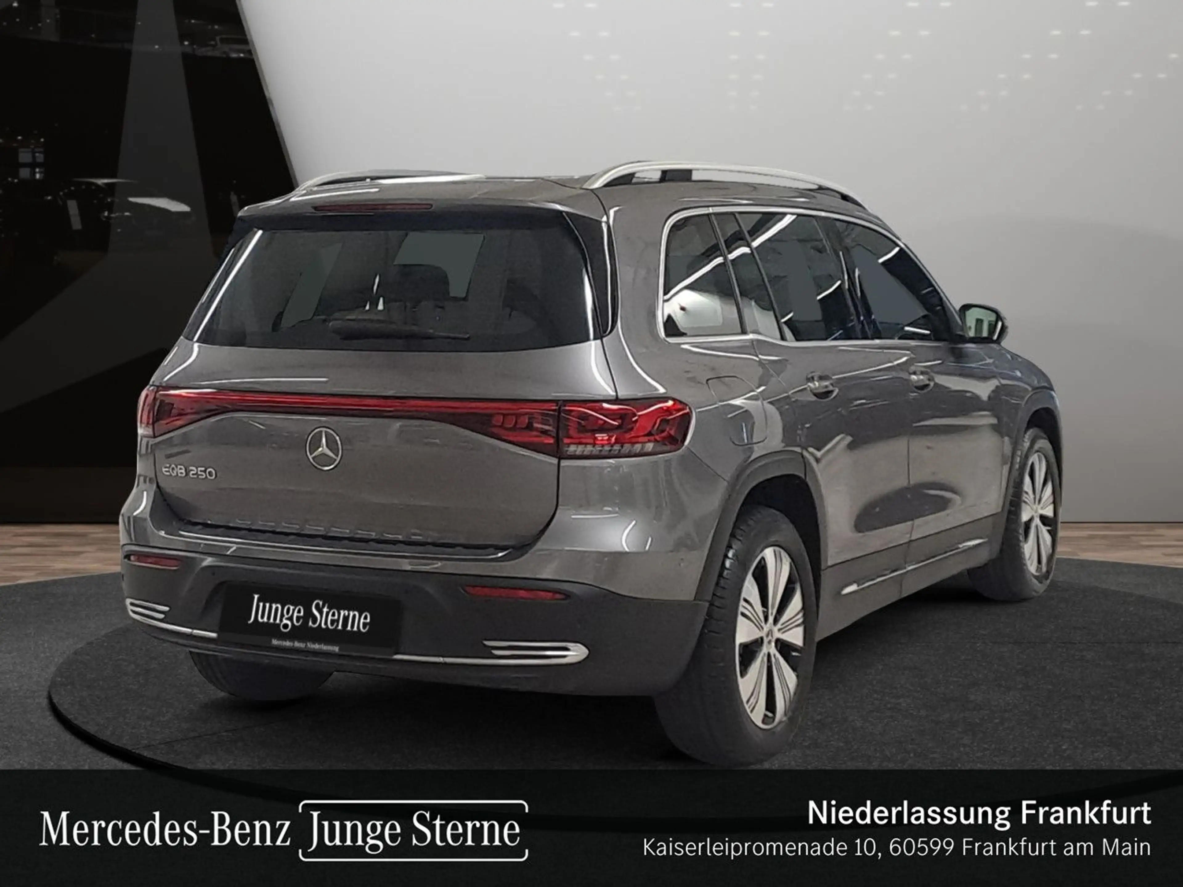 Mercedes-Benz EQB 250 PROG+ADVANCED+PANO+KAMERA+MEMORY+SPUR — photo 8