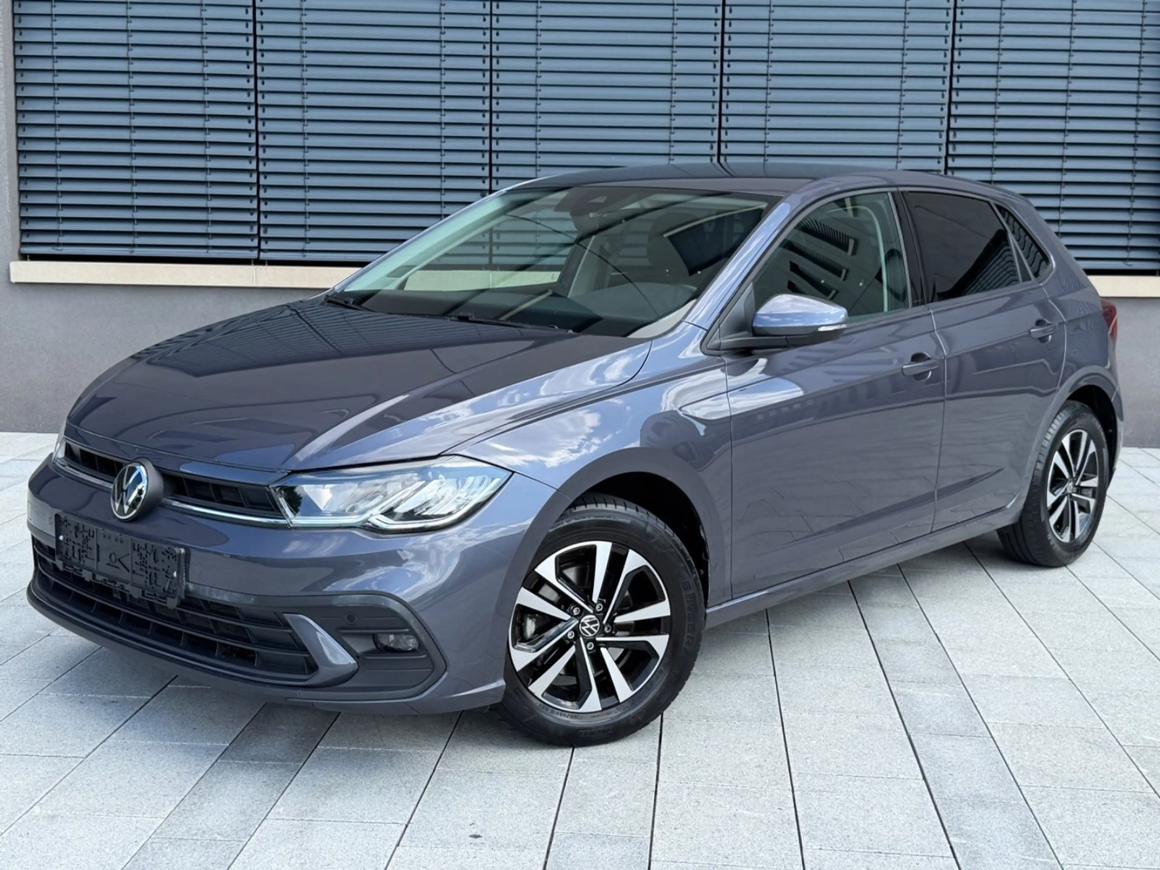 Volkswagen Polo 1.0 TSI DSG Life LED ACC Digital Cockpit — photo 3