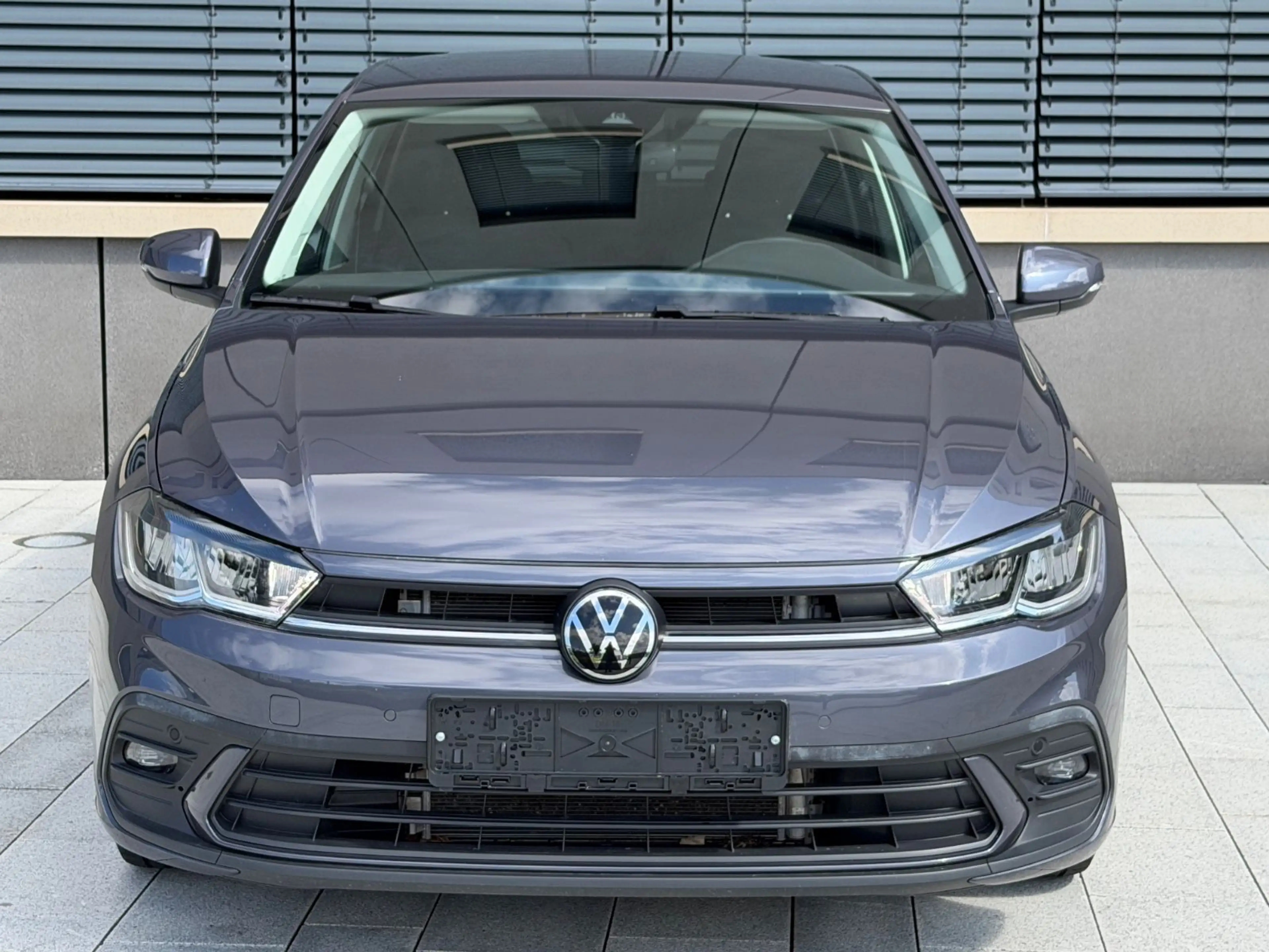 Volkswagen Polo 1.0 TSI DSG Life LED ACC Digital Cockpit — photo 2