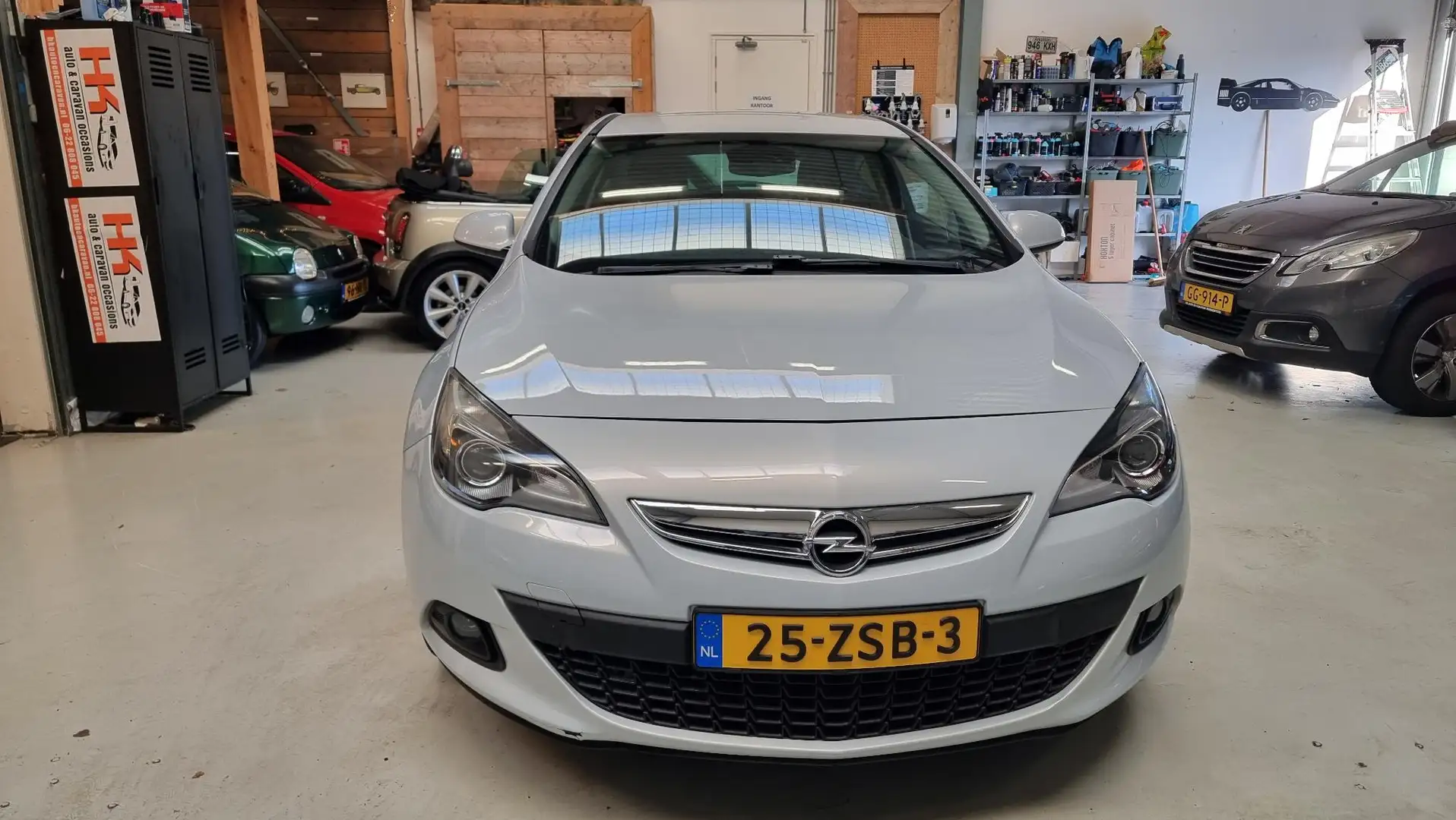 Opel Astra GTC 1.4 Turbo Sport Navi, Bluetooth, 19" LMV, Clim Weiß - 2