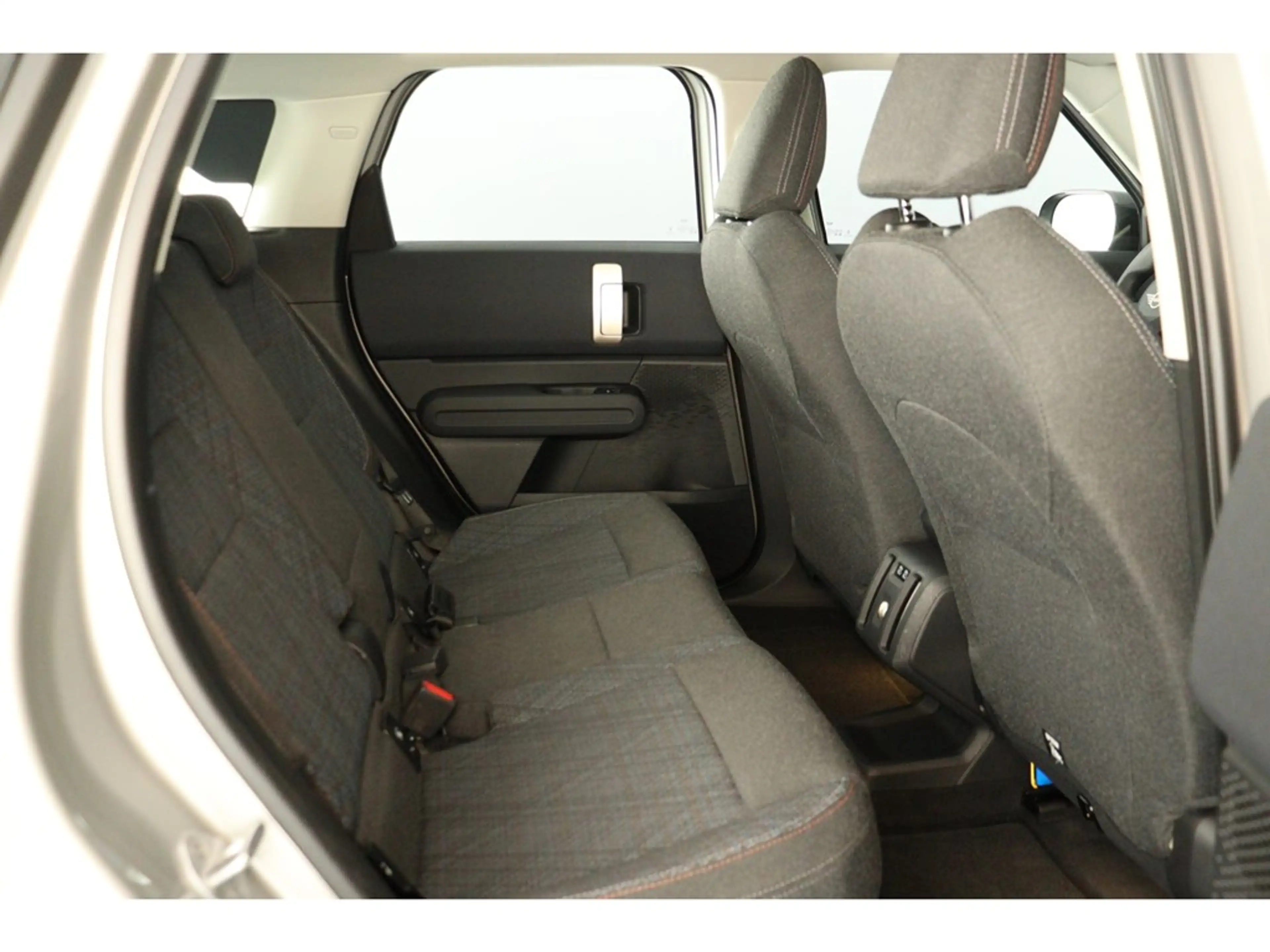 MINI Cooper SE Countryman 204PK — photo 11