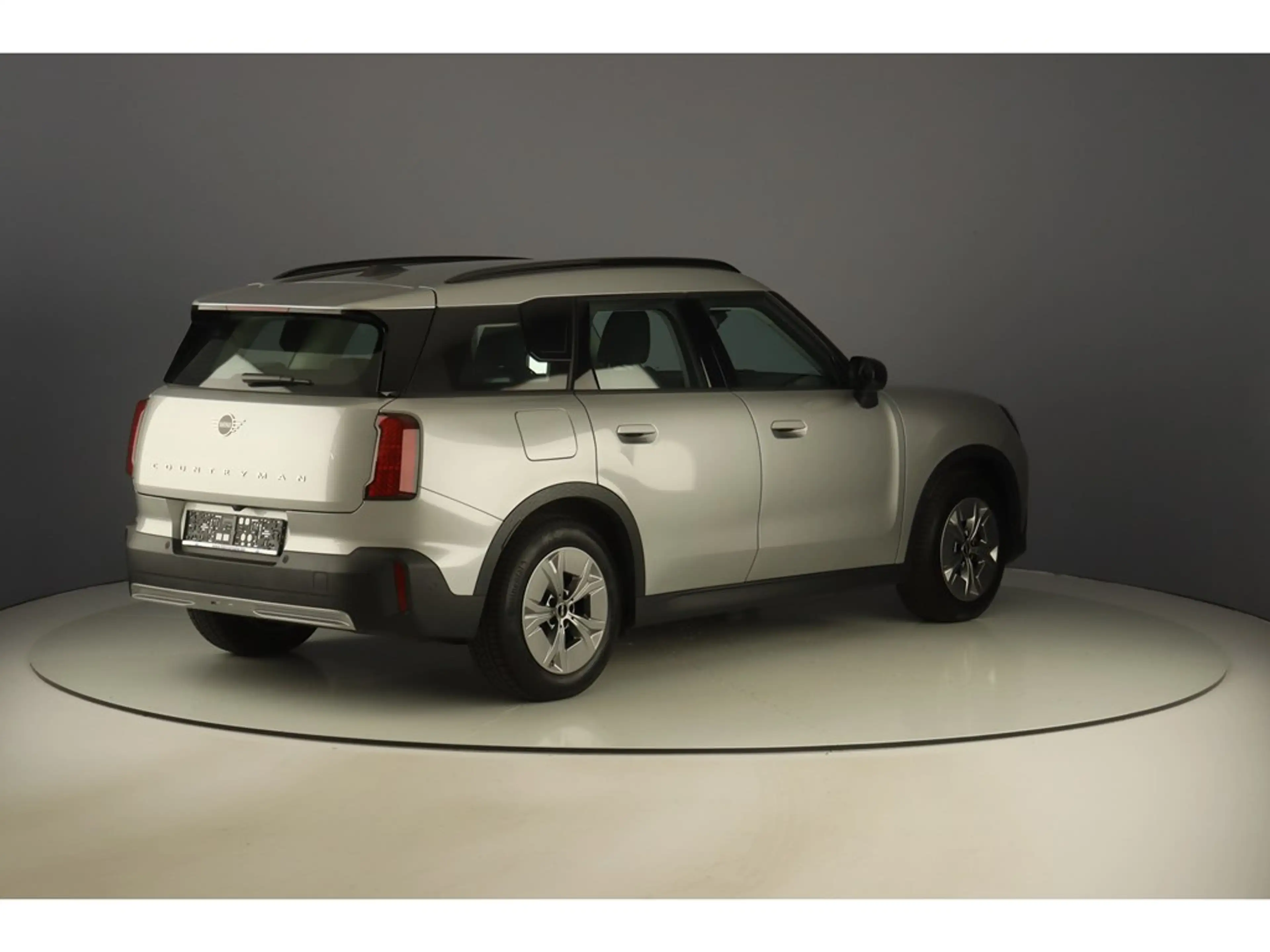 MINI Cooper SE Countryman 204PK — photo 4