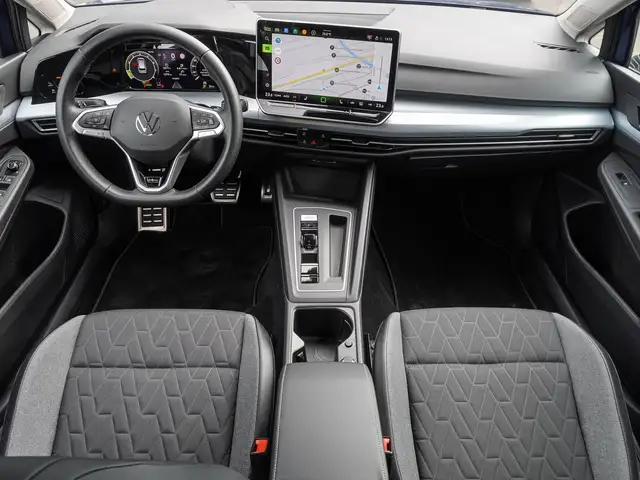 Volkswagen Golf view 10