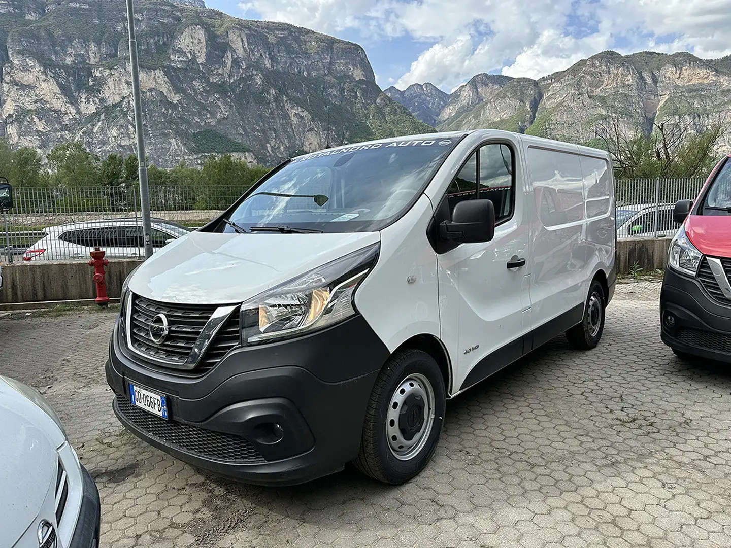 Nissan NV300 27 2.0 dci 145cv L1H1 S&S 3101006 Blanco - 1