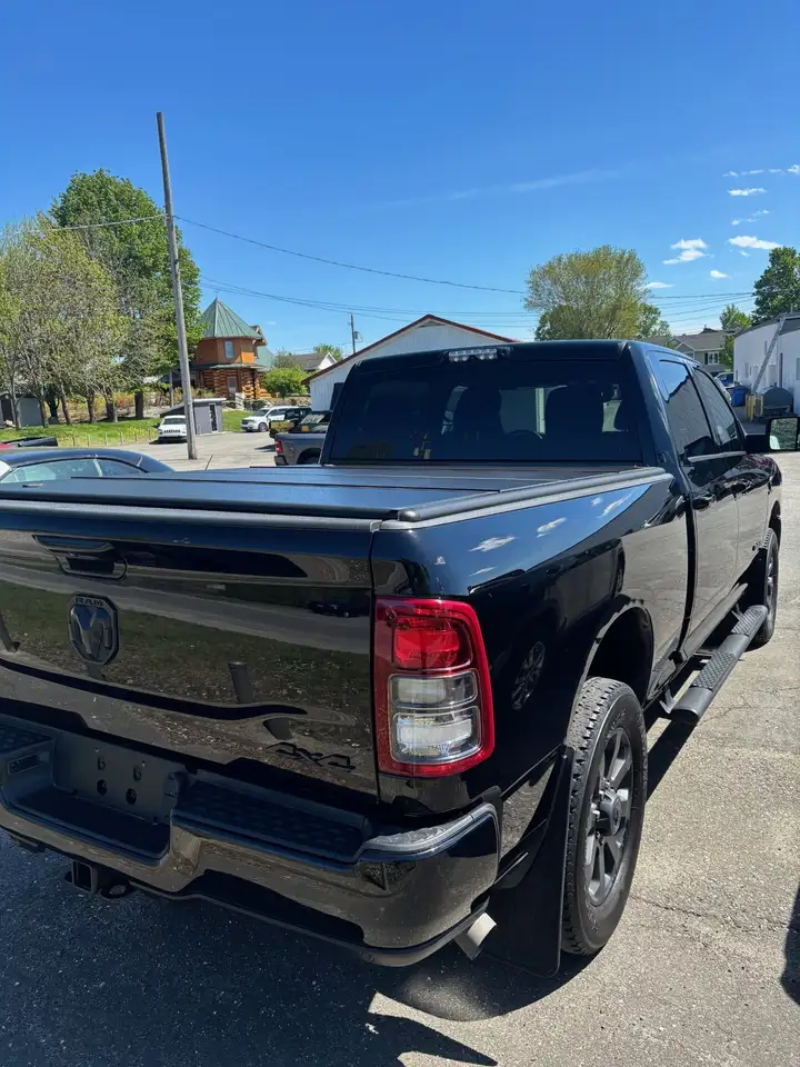 RAM 2500 снимка RAM 2500