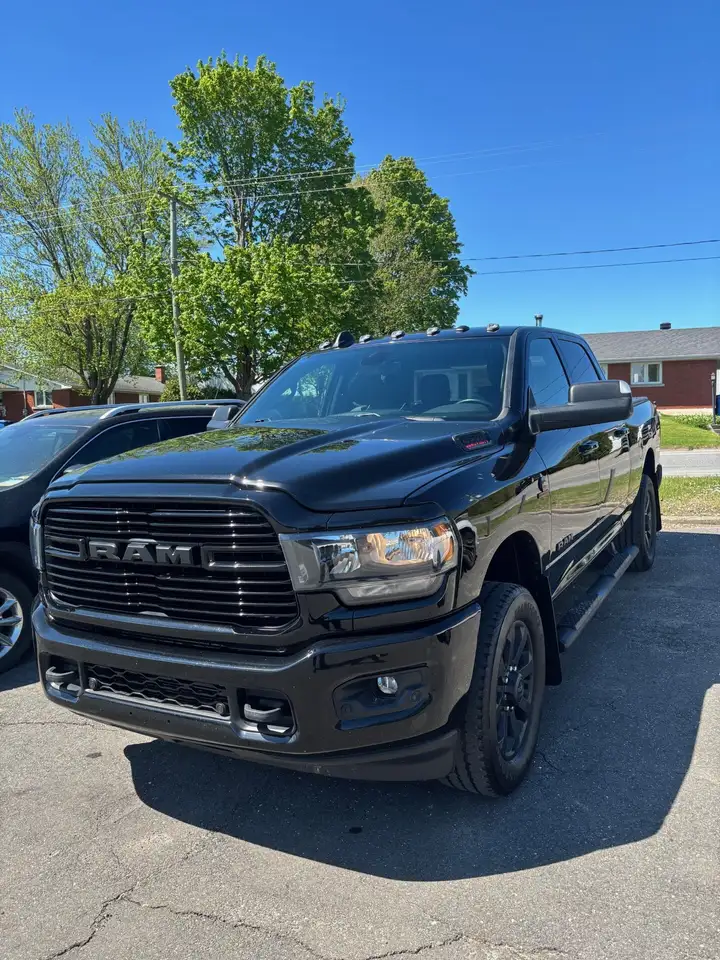 RAM 2500 снимка RAM 2500