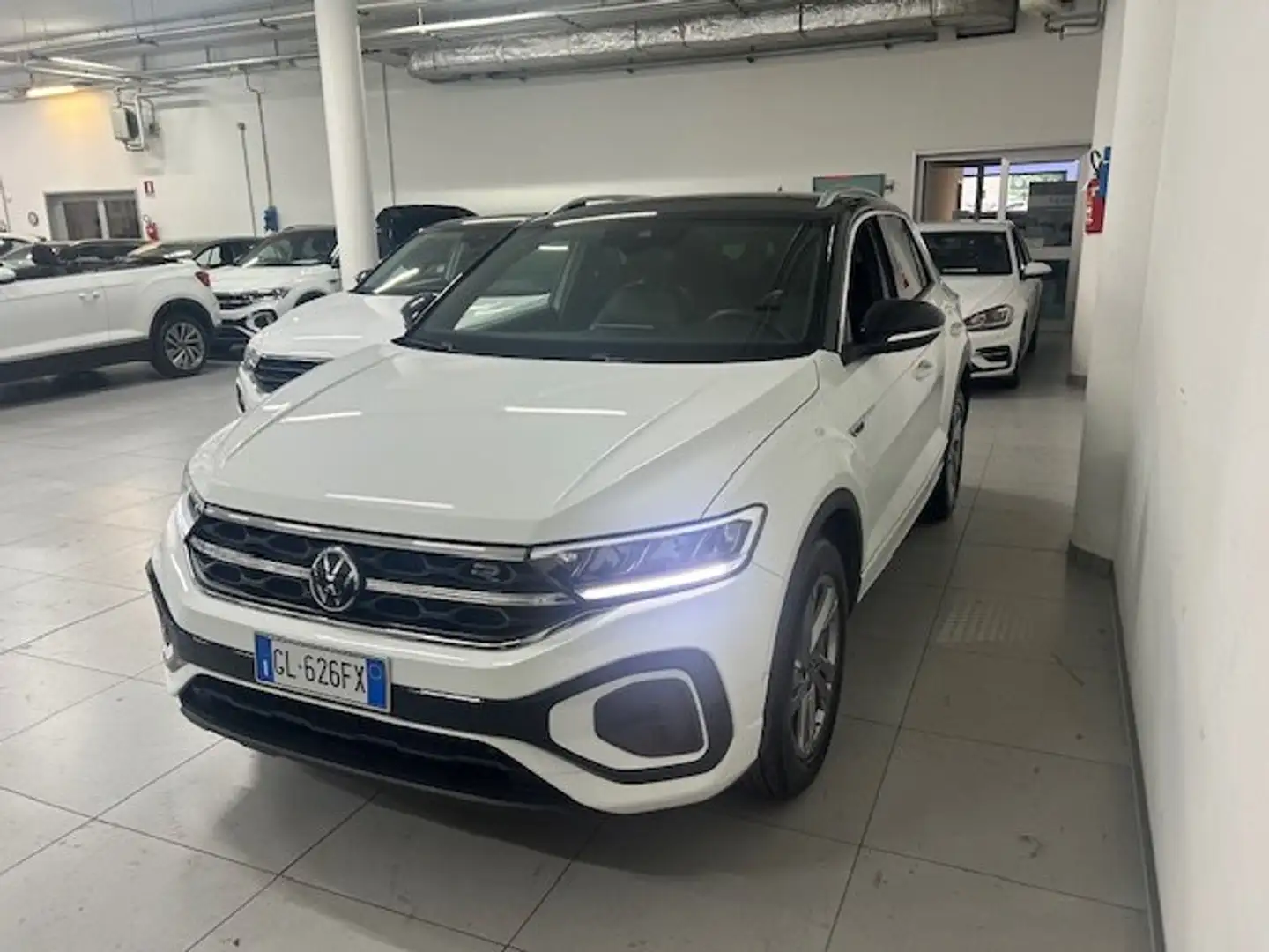 Volkswagen T-Roc T-Roc I 2022 1.0 tsi R-Line 110cv Blanc - 1