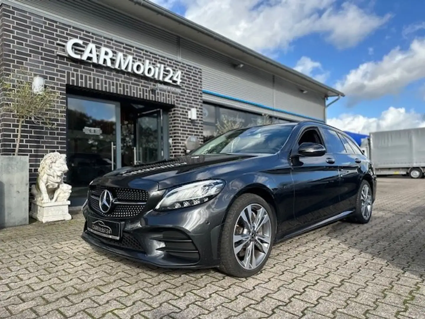 Mercedes-Benz C 300 C 300 T de AMG Line*Temp*PDC*Navi*Eur6*NIGHT-Pak* Grau - 1