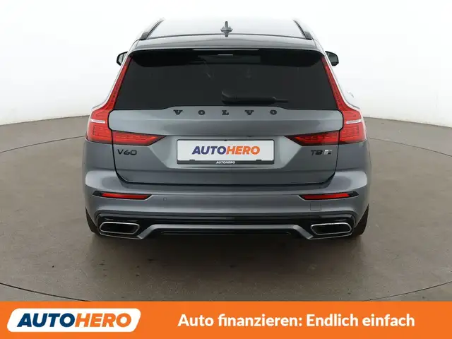 Volvo V60 view 5