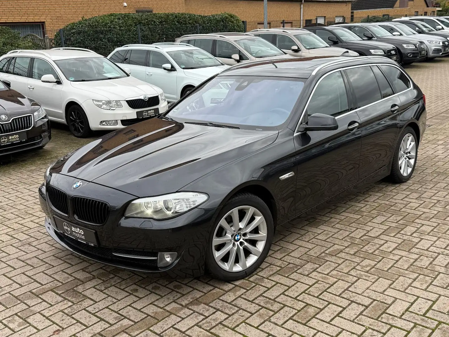 BMW 530 d xDrive, TÜV neu, Pano, Memory, Xenon,HeadUp Grau - 1
