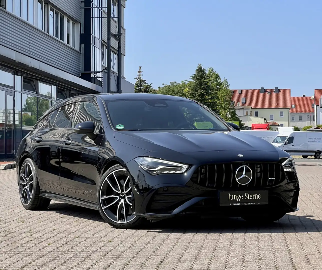 Mercedes-Benz CLA 35 AMG Mercedes-AMG CLA 35 4M SB +Premium+Night+KeyGo+ Negru - 2